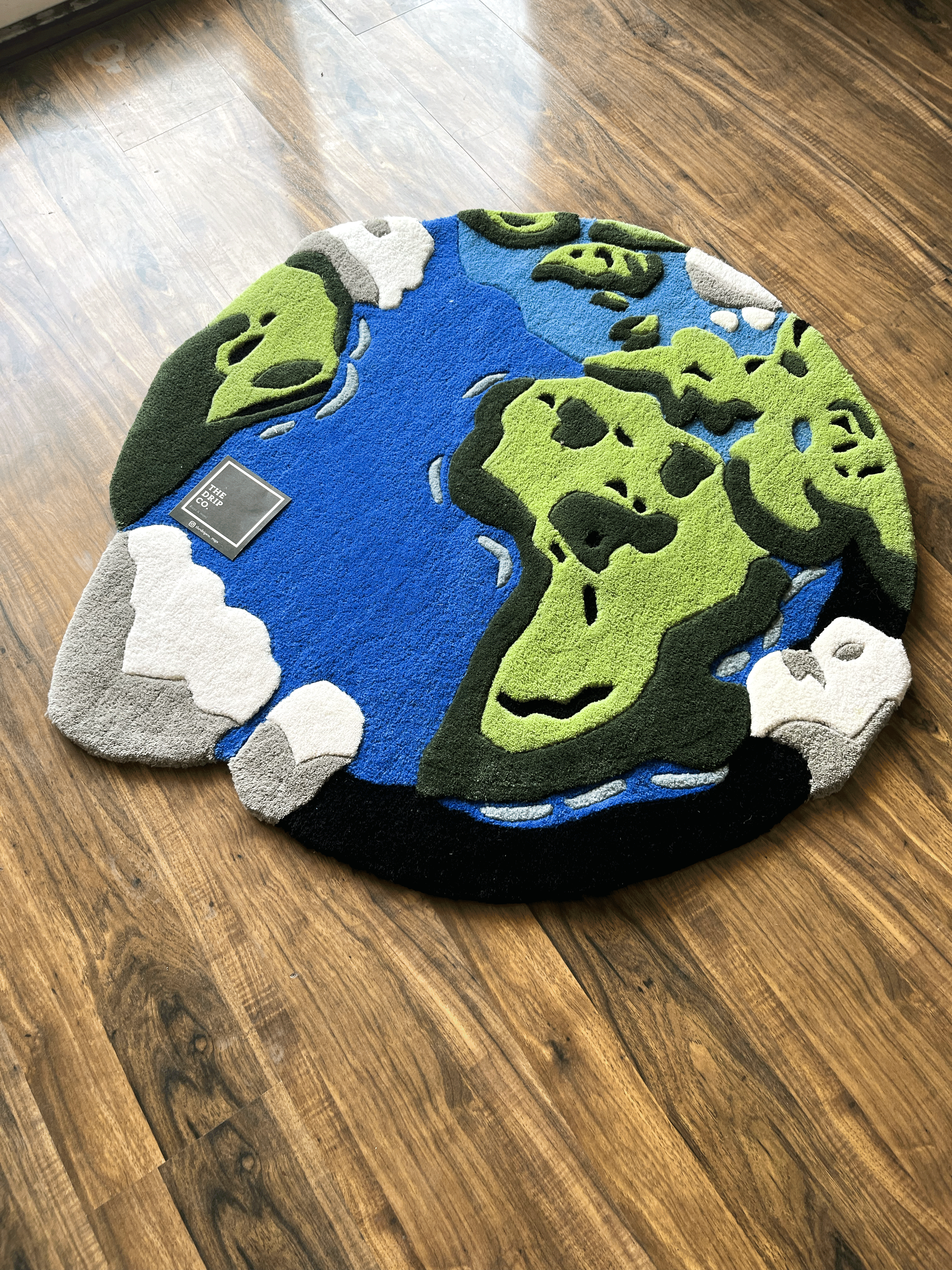World high Low Hand Tufted Custom Rug