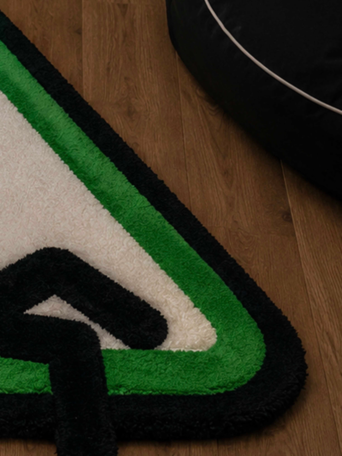DND Sleeping Hand Tufted Rug