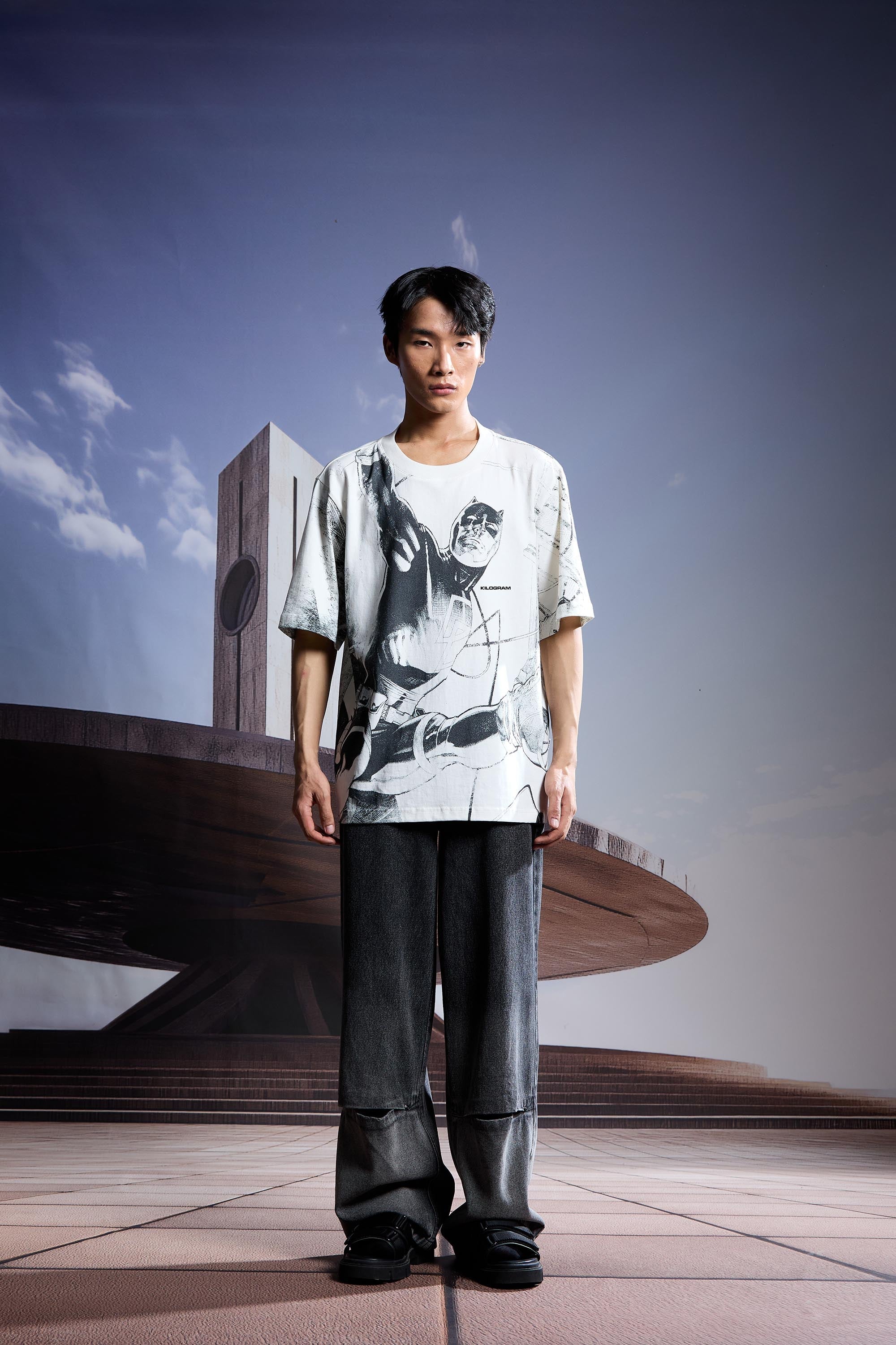 'STRAYLIGHT' T-SHIRT