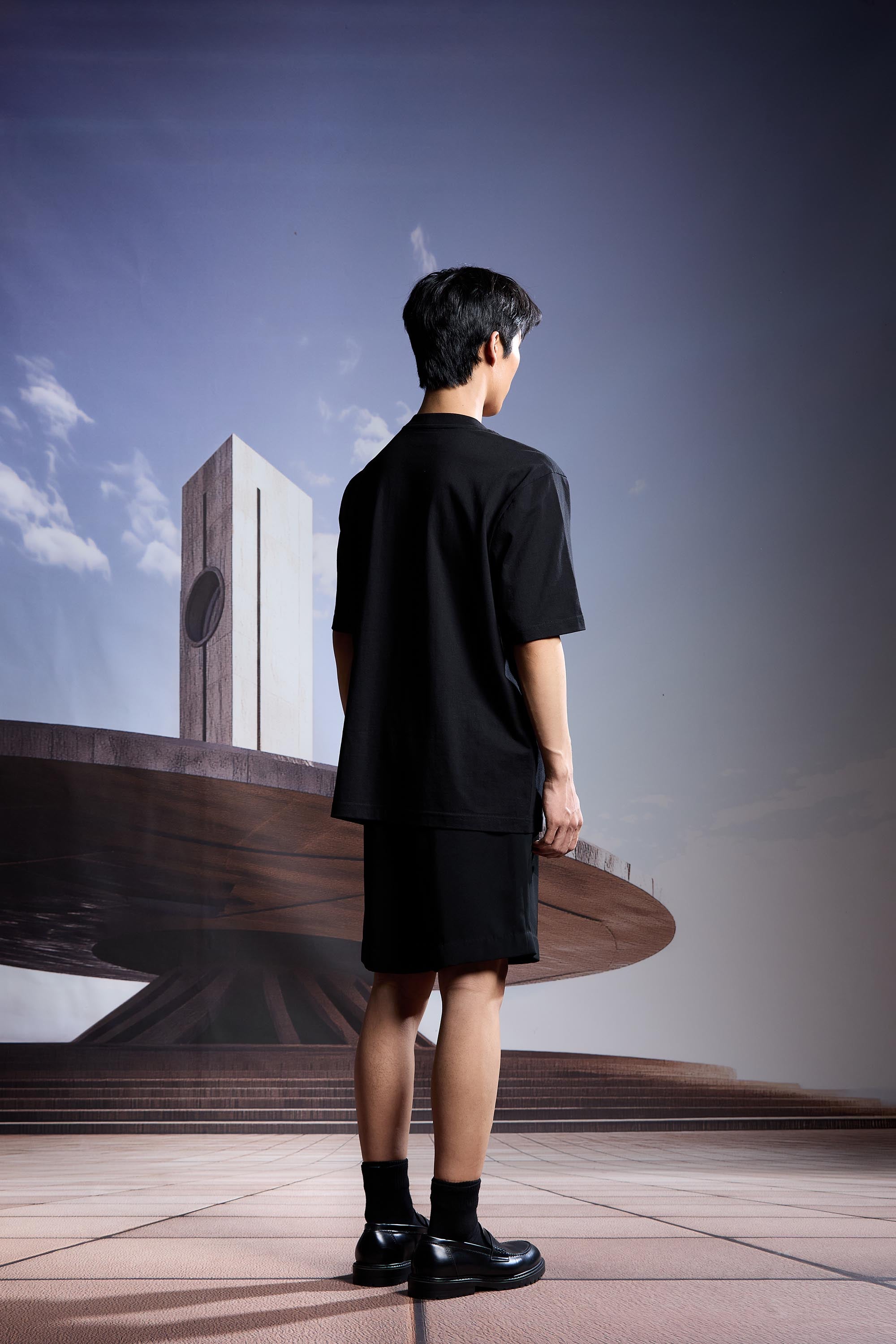 'REDHOUR' T-SHIRT