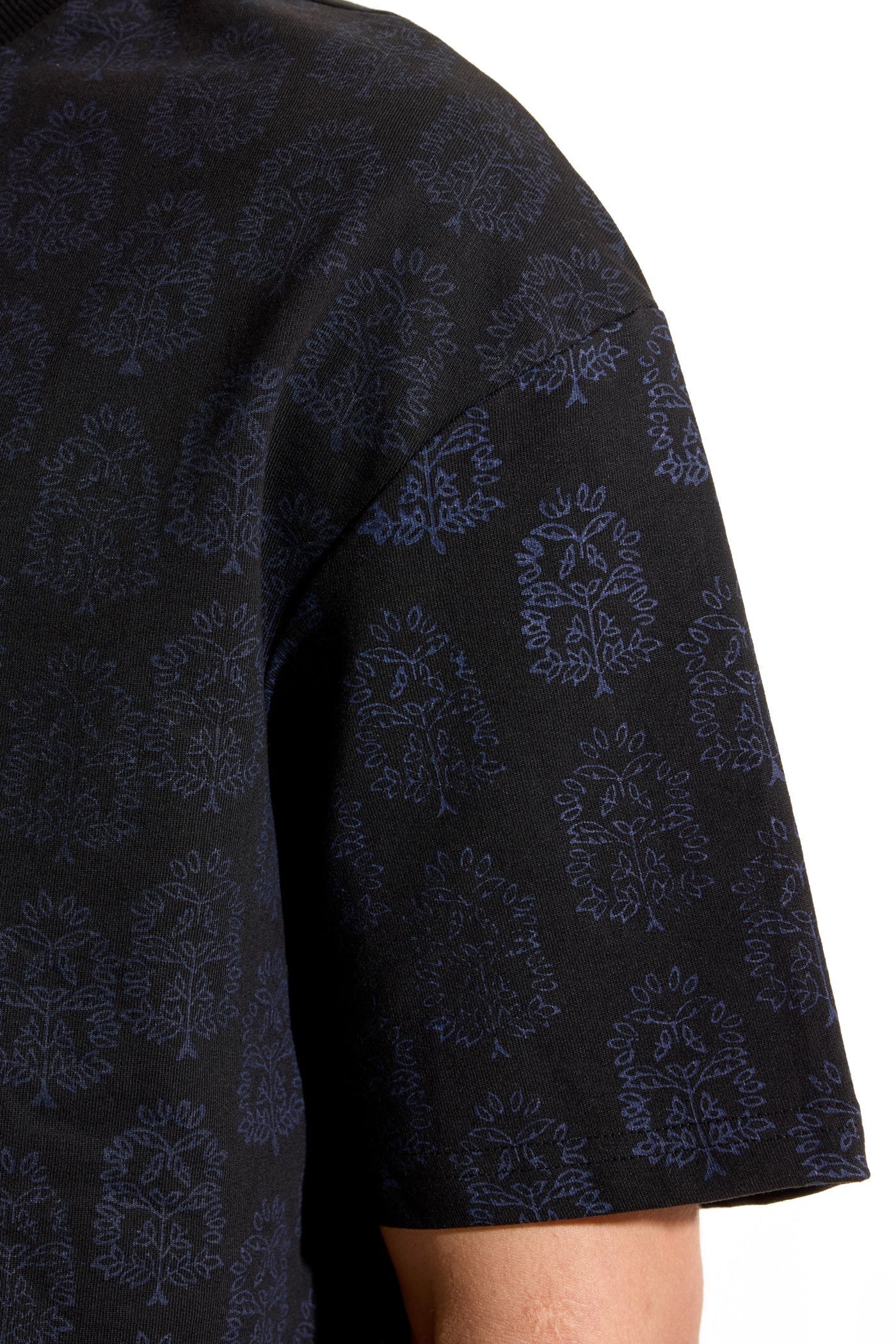 Farak MADE Black T-shirt