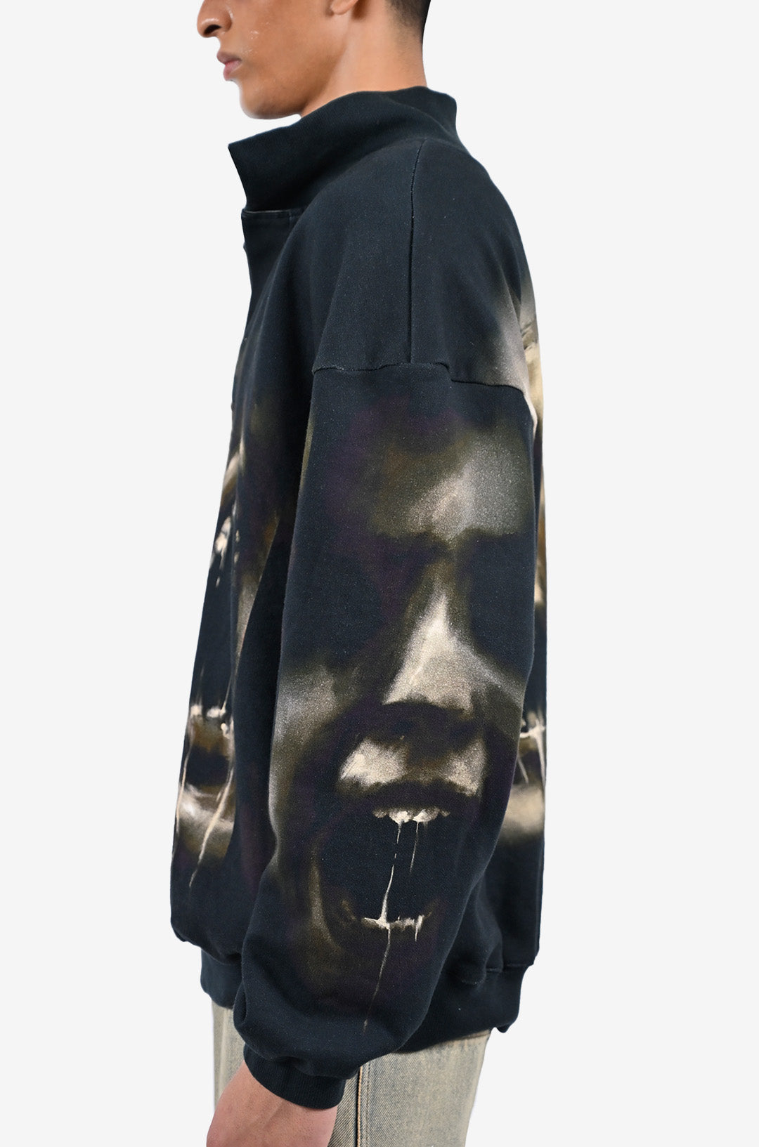 Howling sweatshirt
