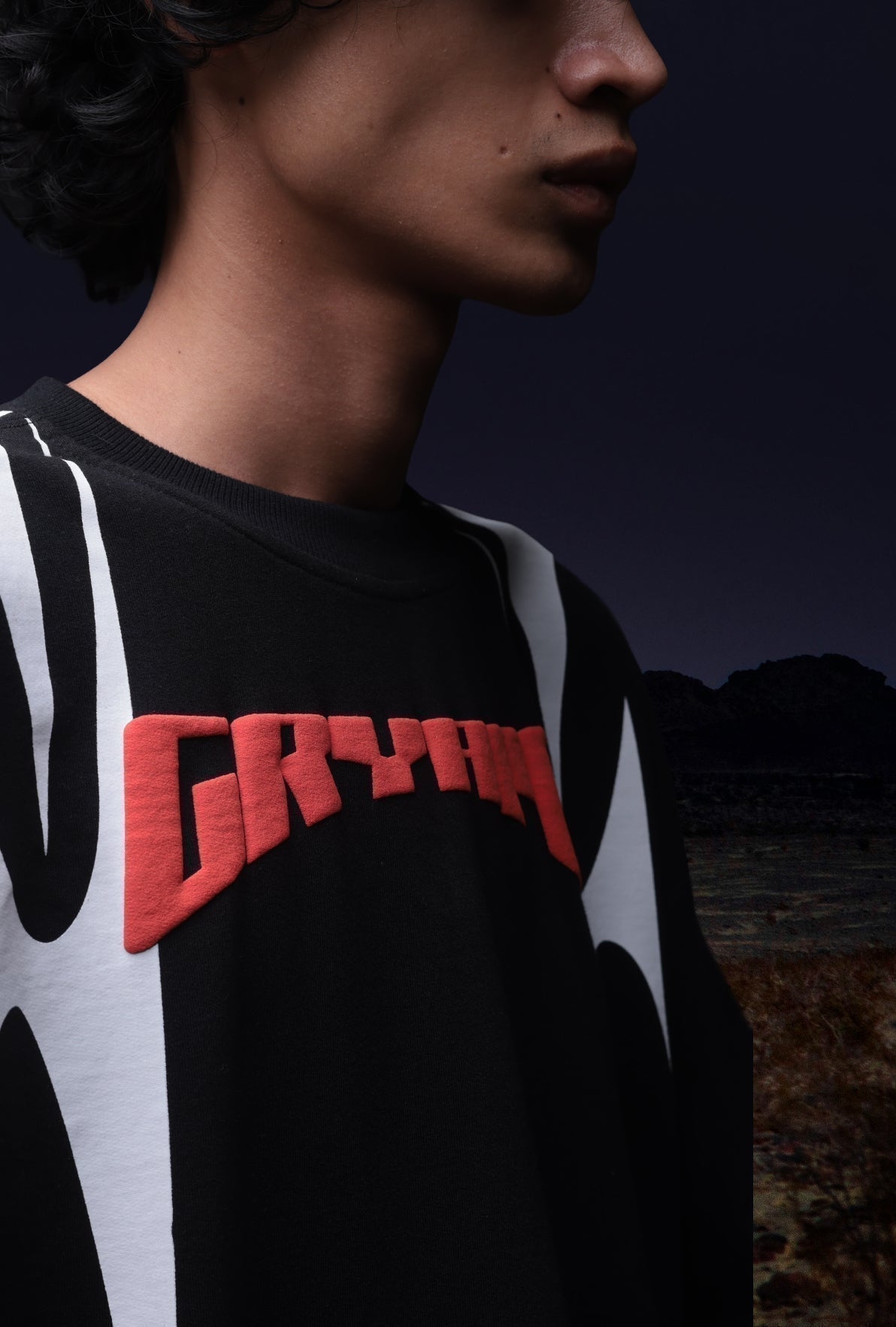 BLACK VENOM T-SHIRT