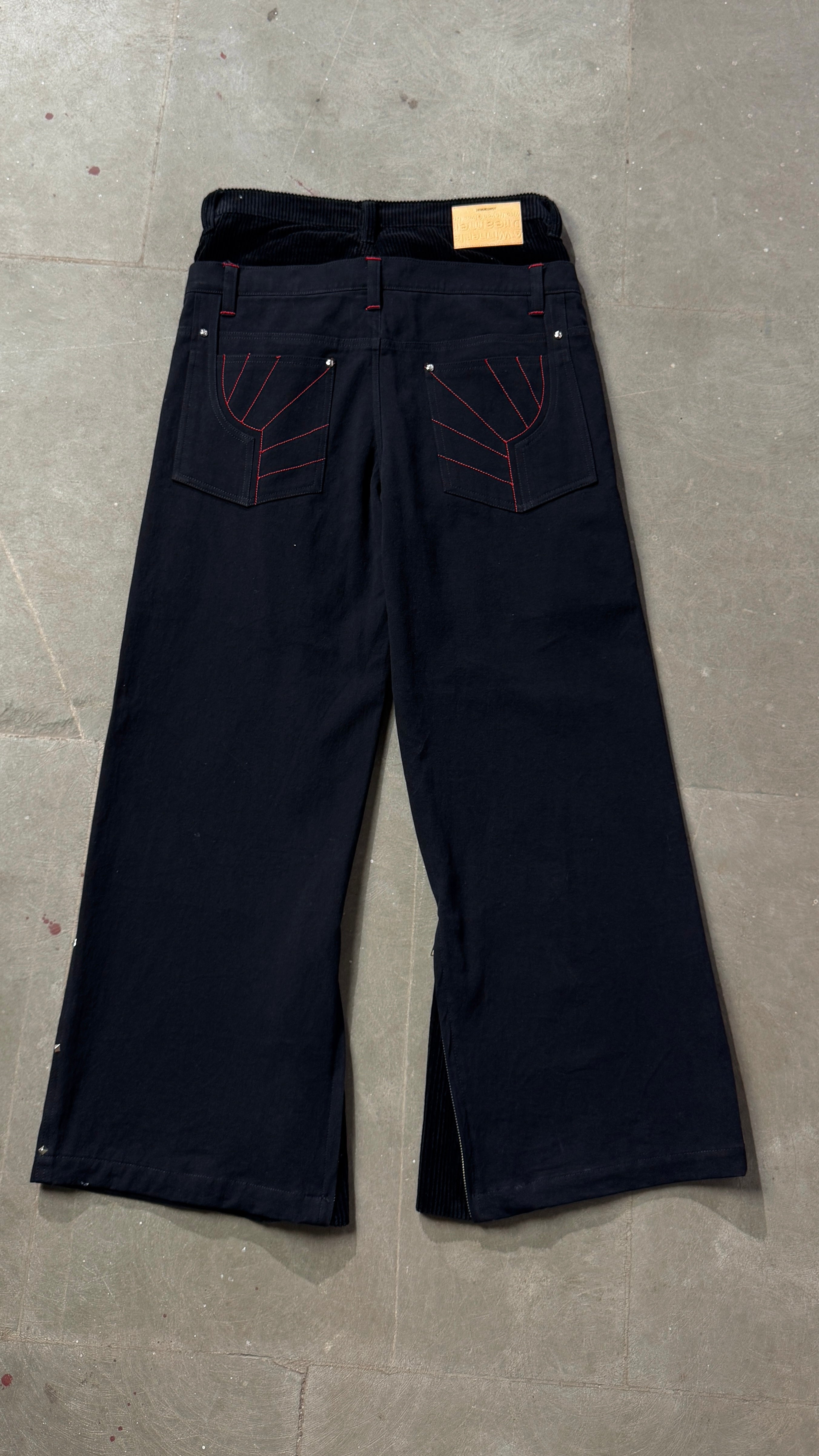 Sagging Jeans-Black - MTM