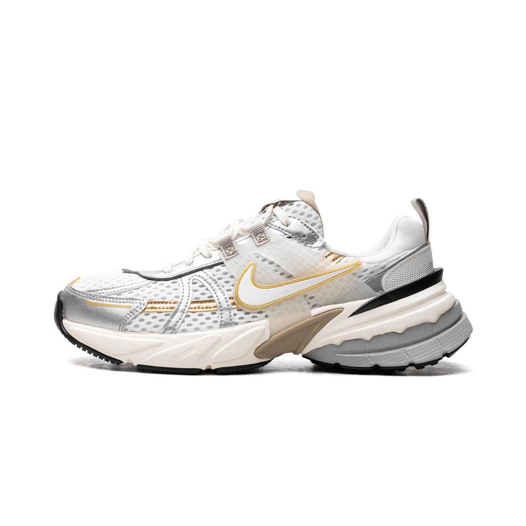 Nike V2K Run Khaki Metallic Silver (W)