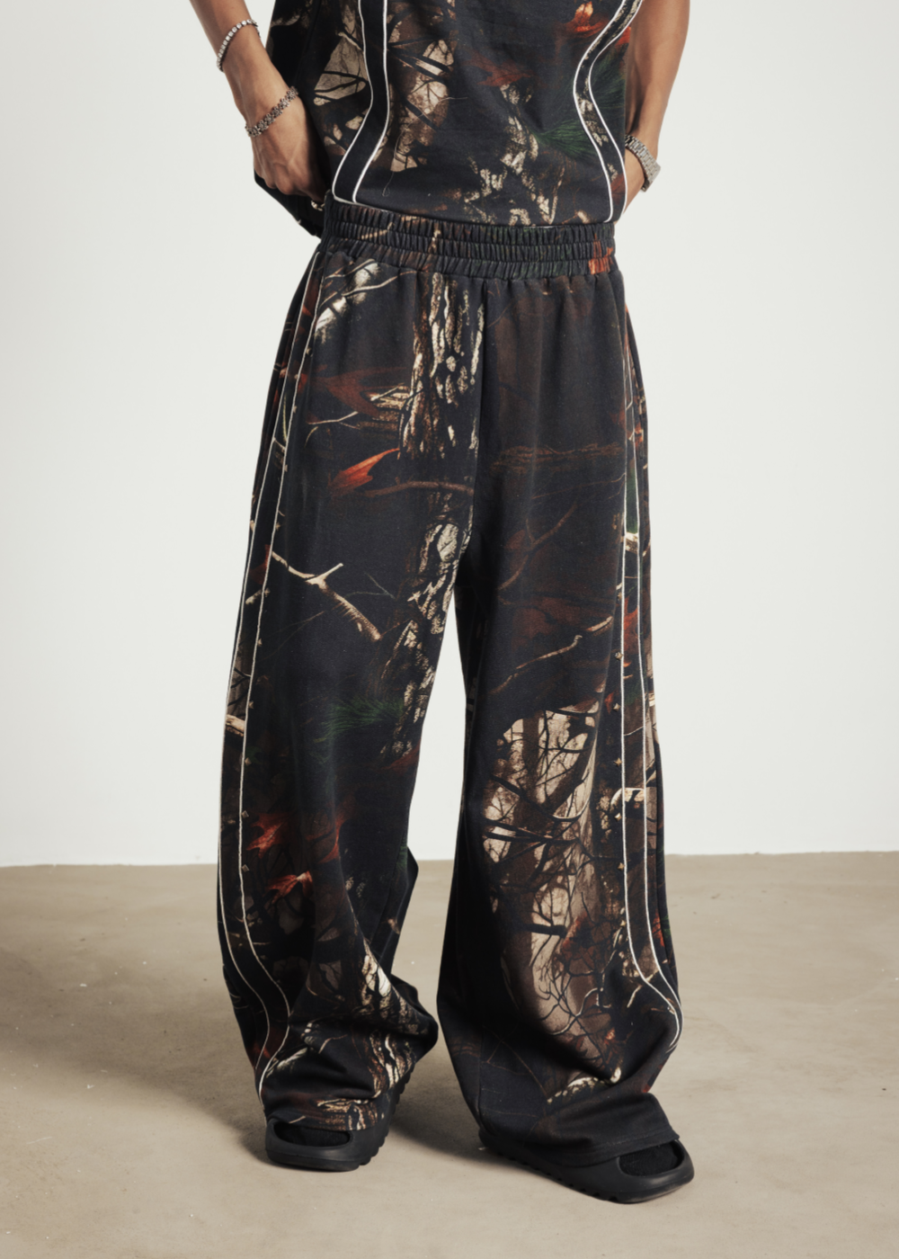 oak stripe sweatpant
