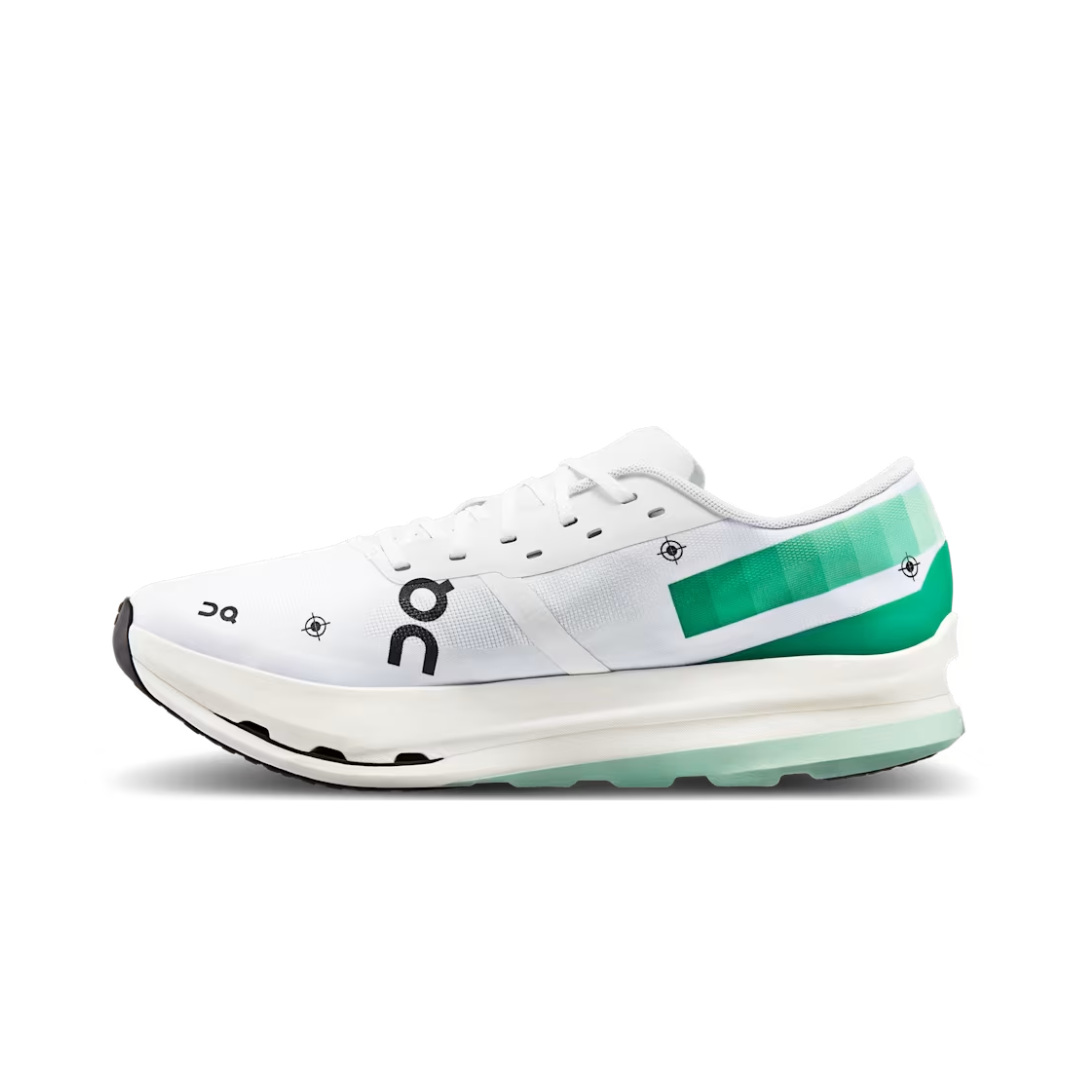 On CloudBoom Echo 3 Undyed White Mint W