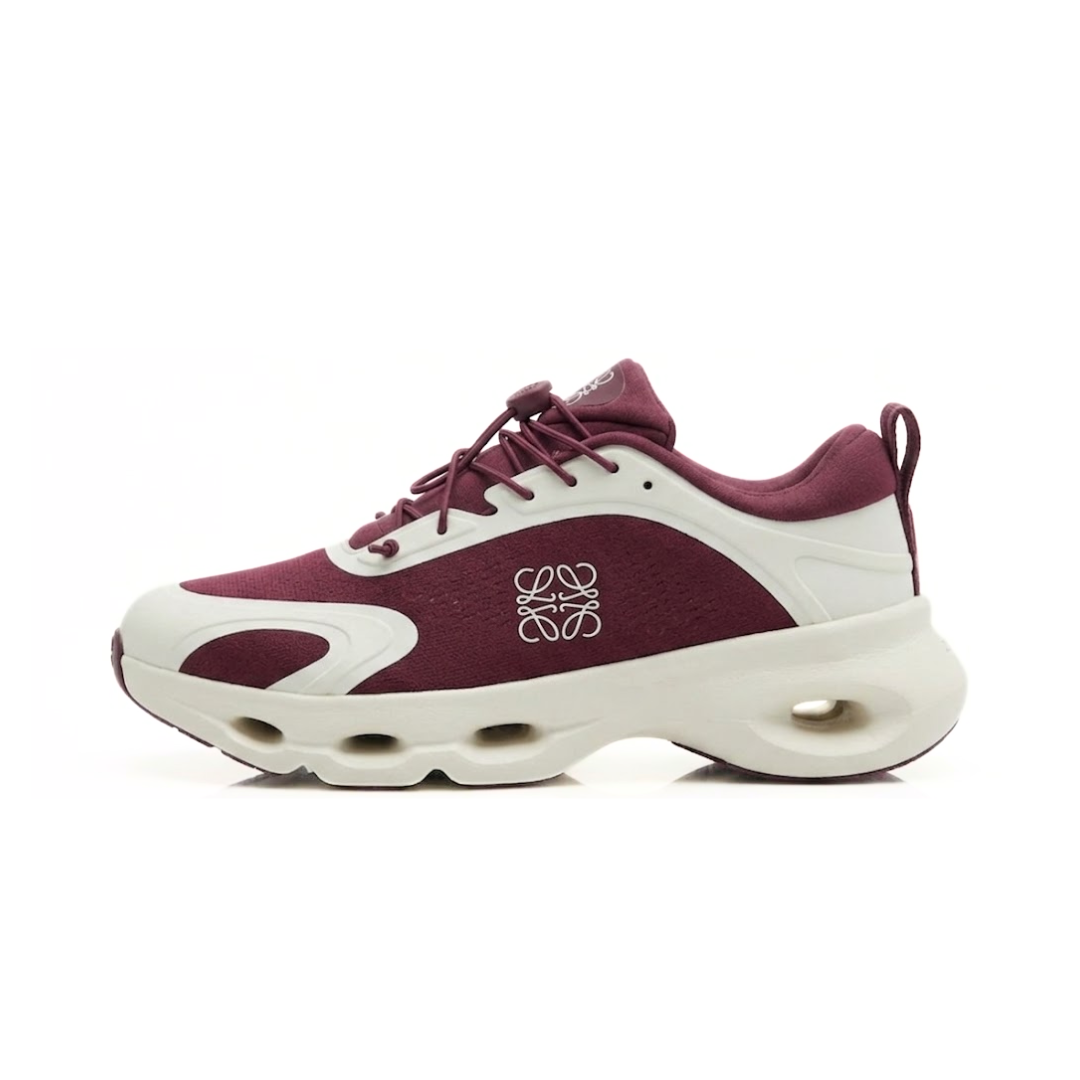 ON Running Cloudsolo Loewe BURGUNDY EGSHELL