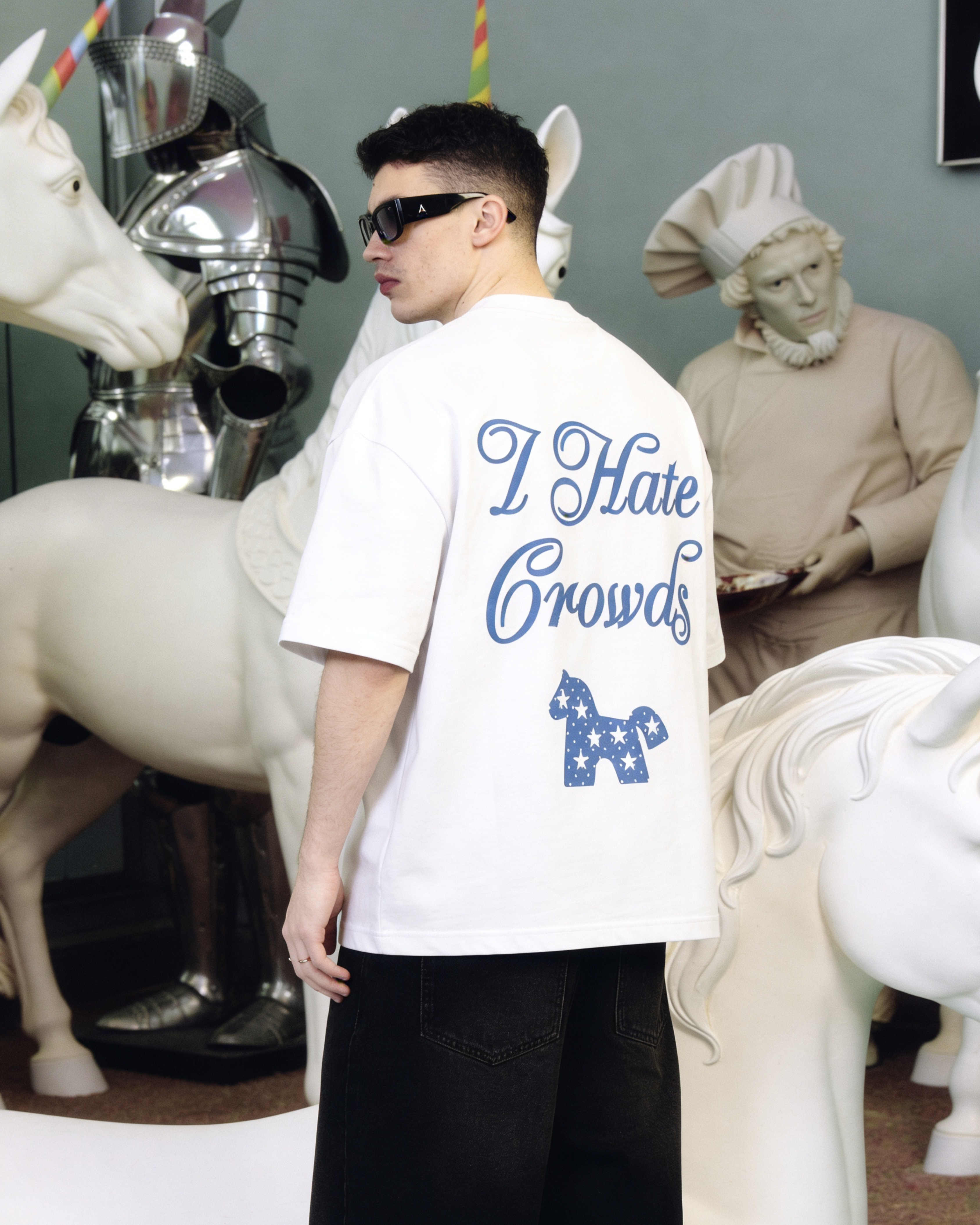 I Hate Crowds white