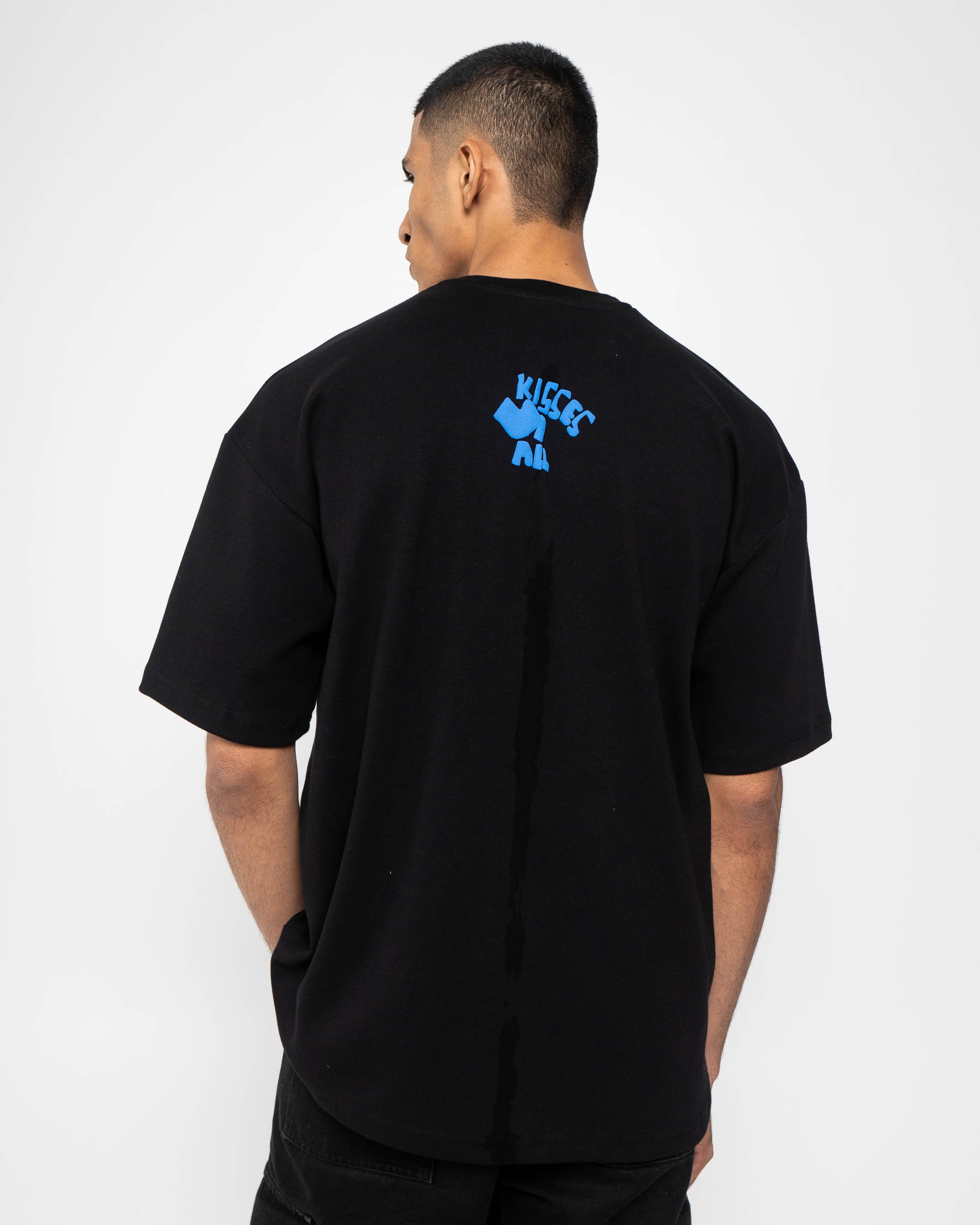 Odd Human Basic Tshirt