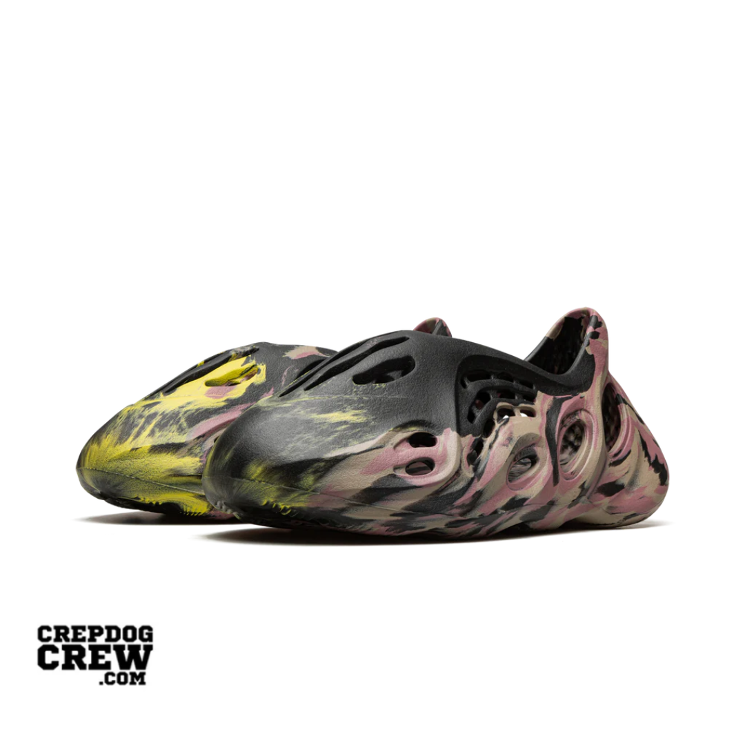 adidas Yeezy Foam RNR MX Carbon