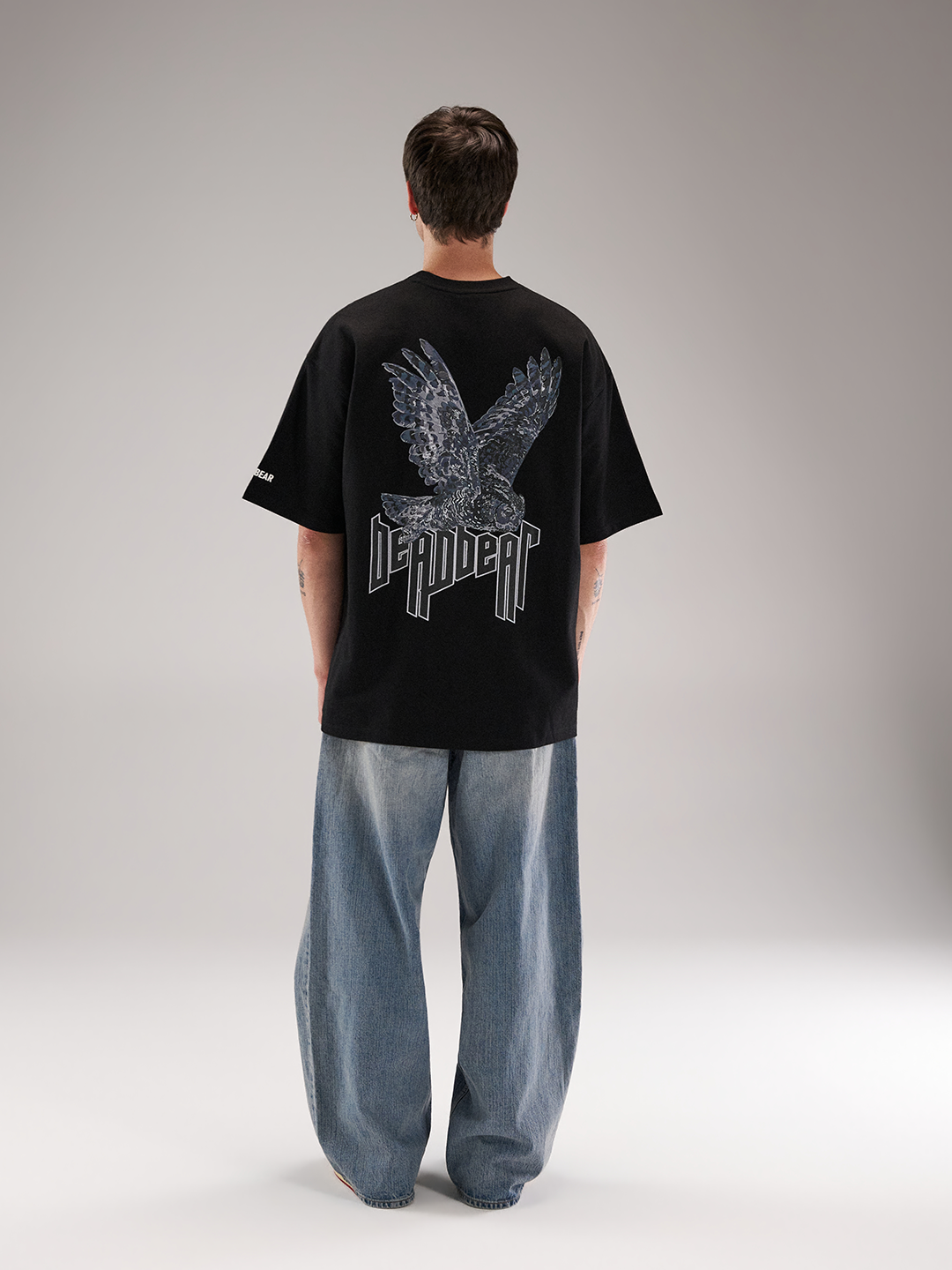 Messenger Tee Black