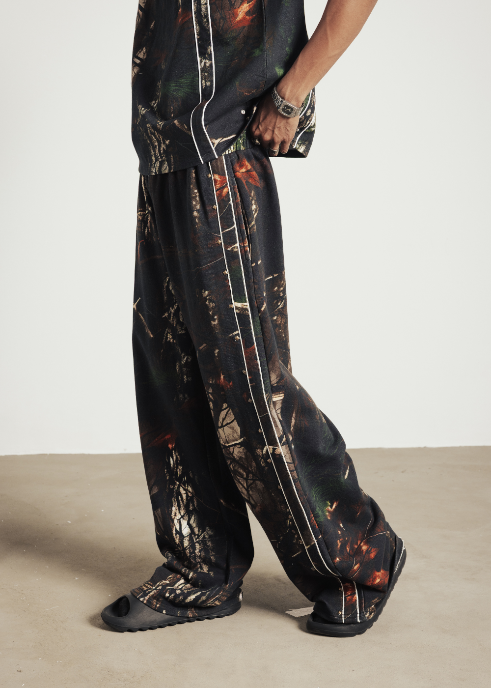 oak stripe sweatpant