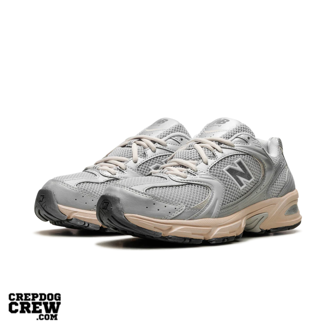 New Balance 530 Vintage Silver Metallic Moonbeam