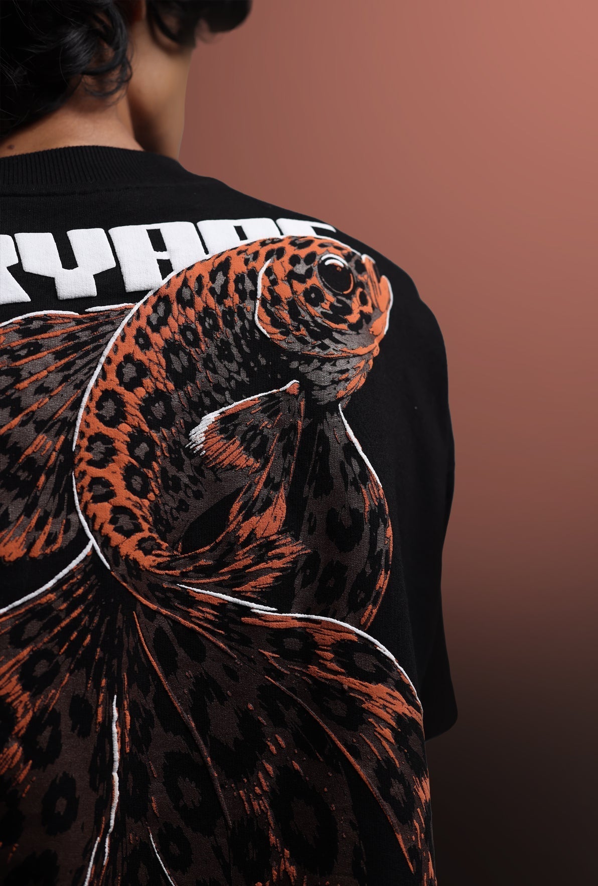 LEOPARD FIN T-SHIRT