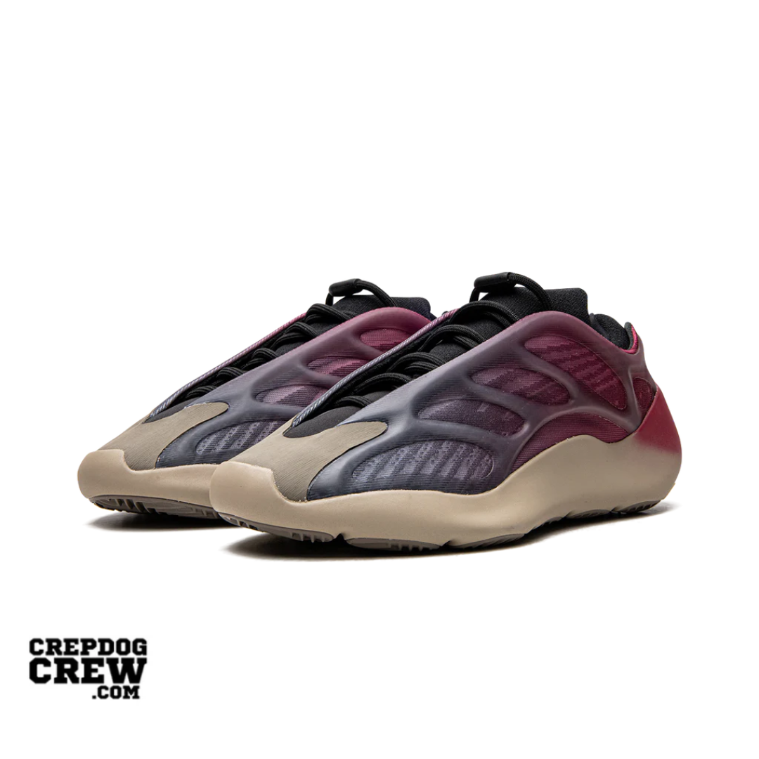 adidas Yeezy 700 V3 Fade Carbon
