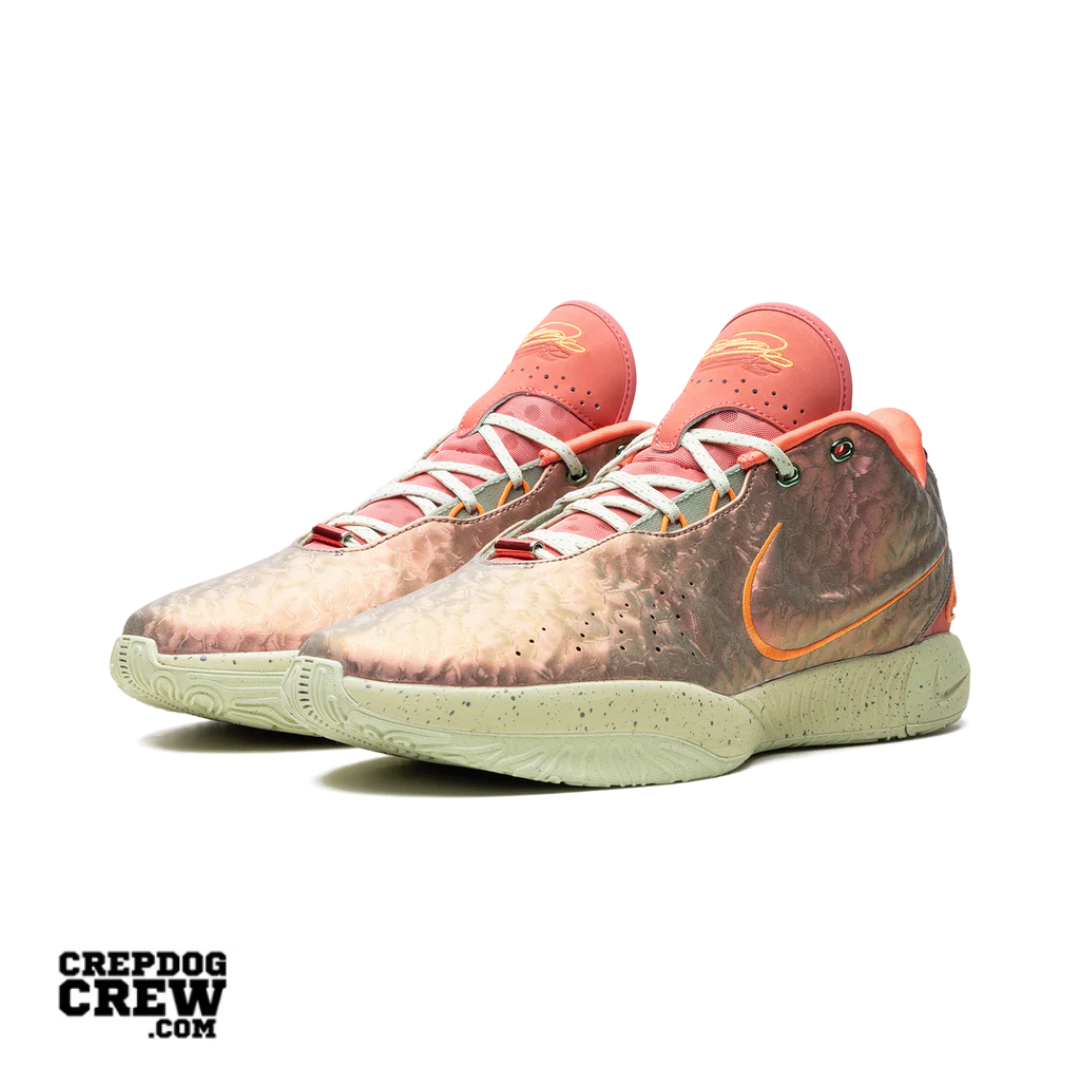 Nike LeBron 21 Queen Conch