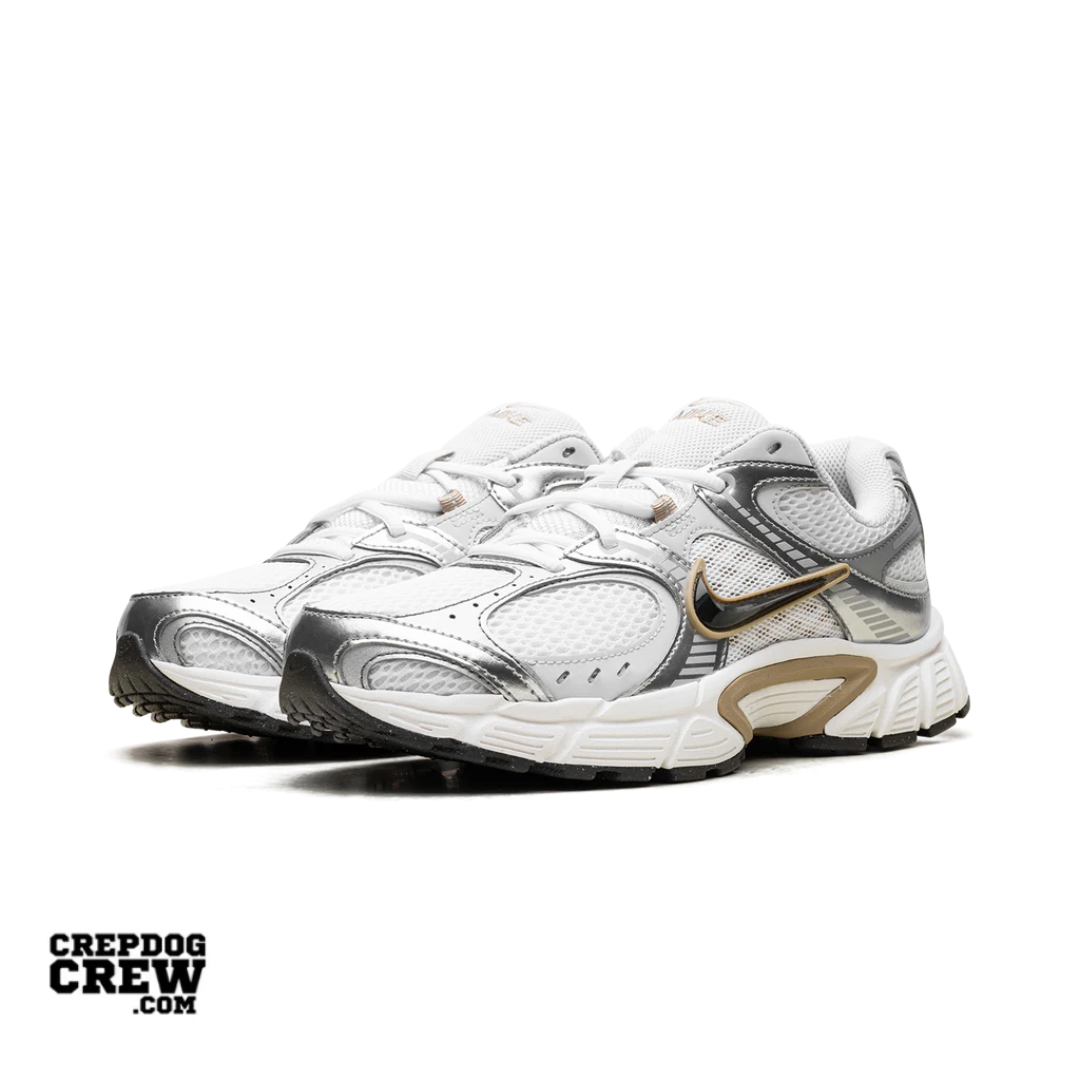 Nike V5 RNR Parachute Beige Metallic Pewter