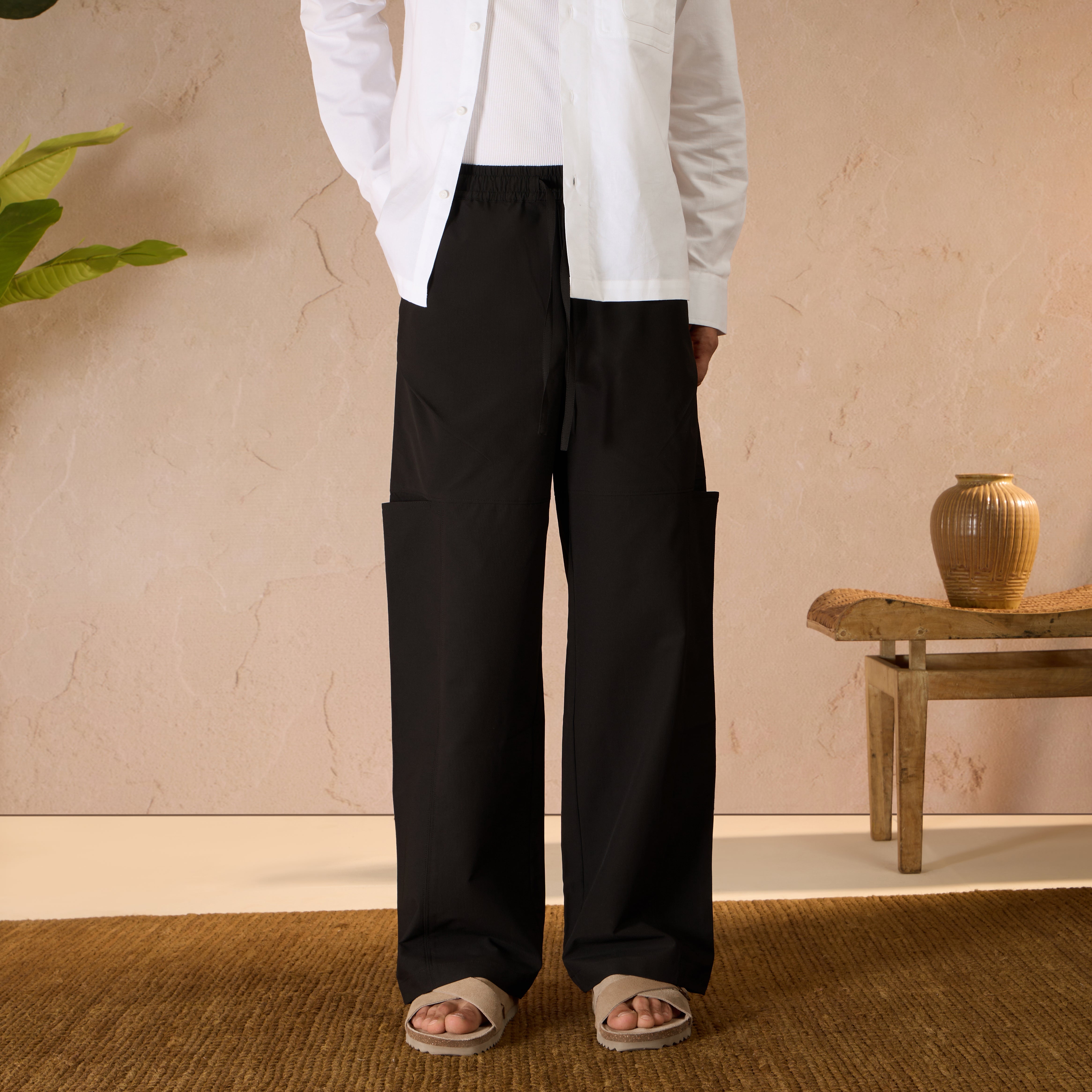 RELAXED FIT PARACHUTE TRACK PANT - BLACK