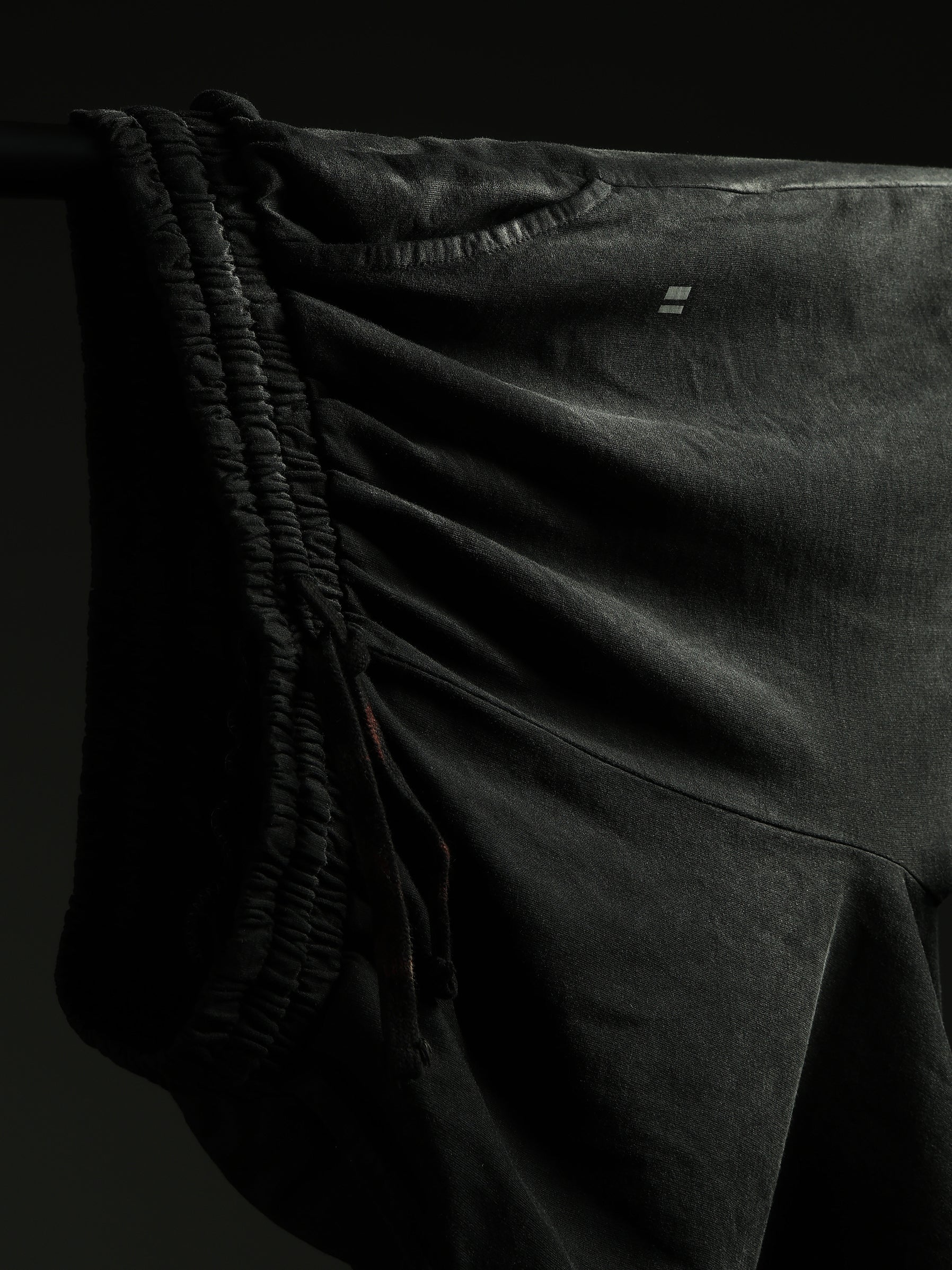 Spray Wash Baggy Joggers – Black