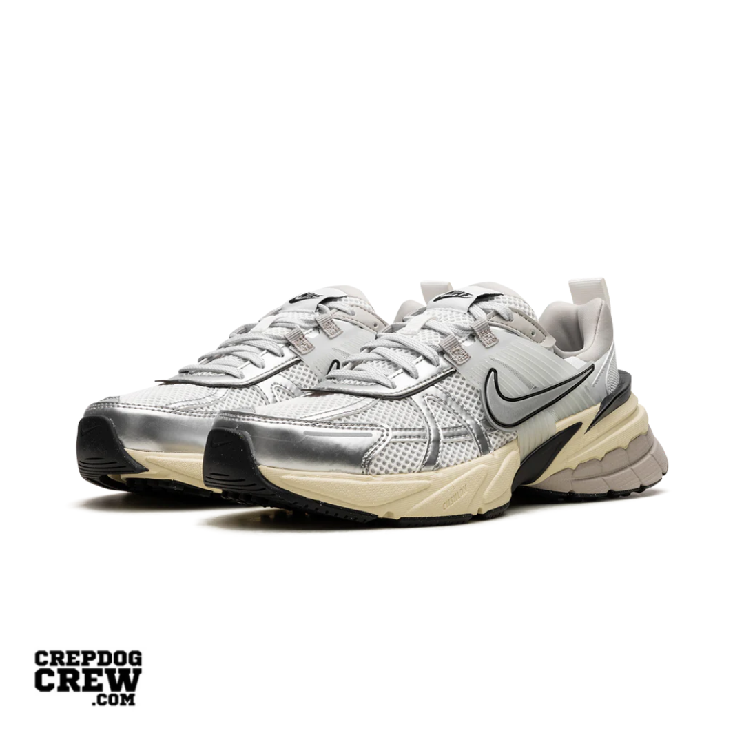 Nike V2K Run Summit White Metallic Silver