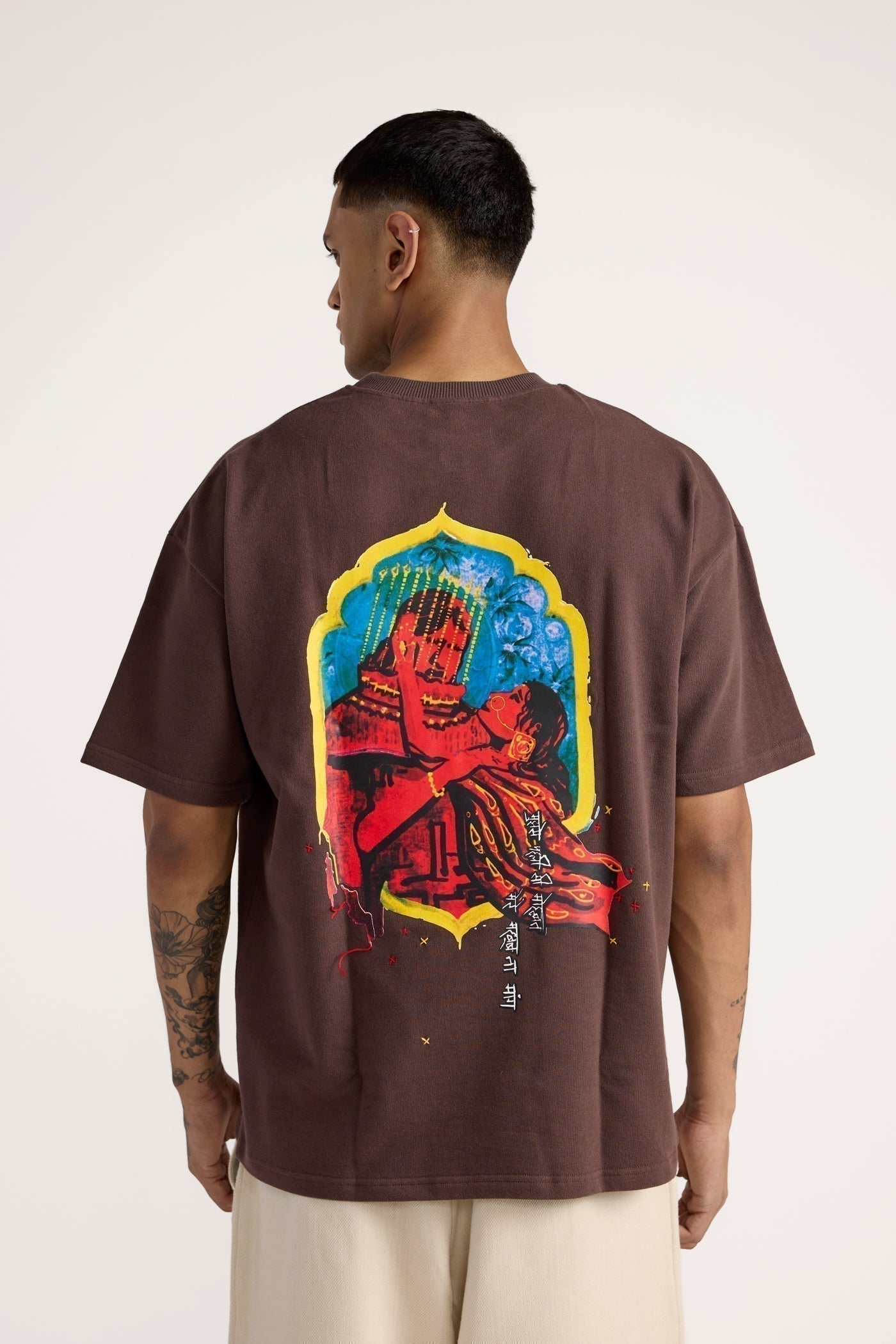 Mehboob' T-shirt