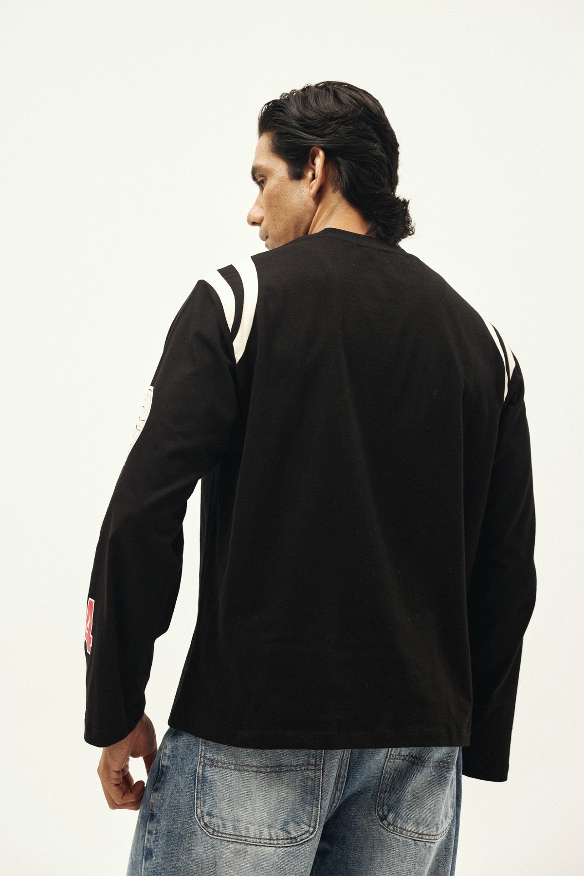 VARSITY CLUB FULL SLEEVE T-SHIRT