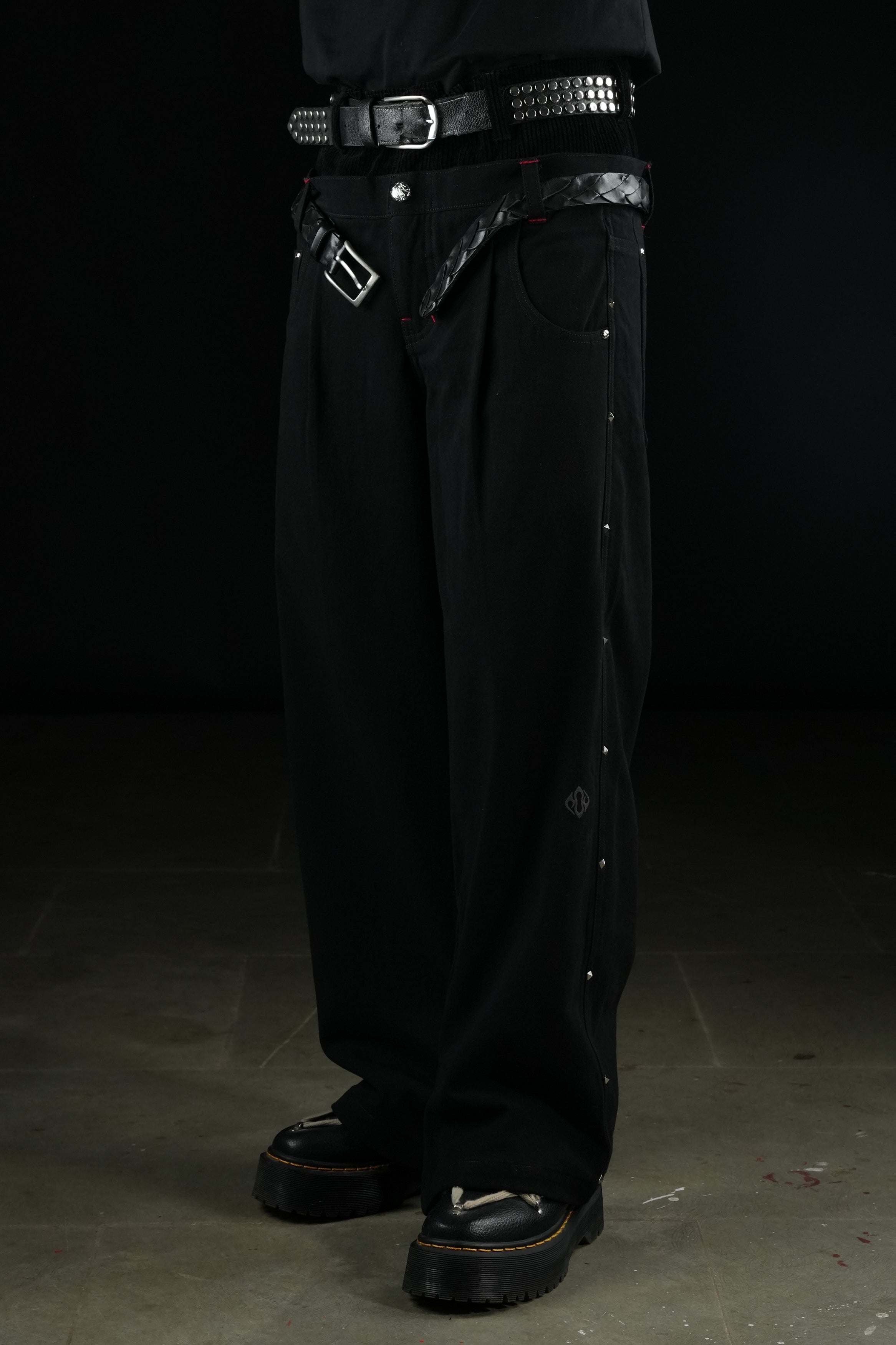 Sagging Jeans-Black - MTM