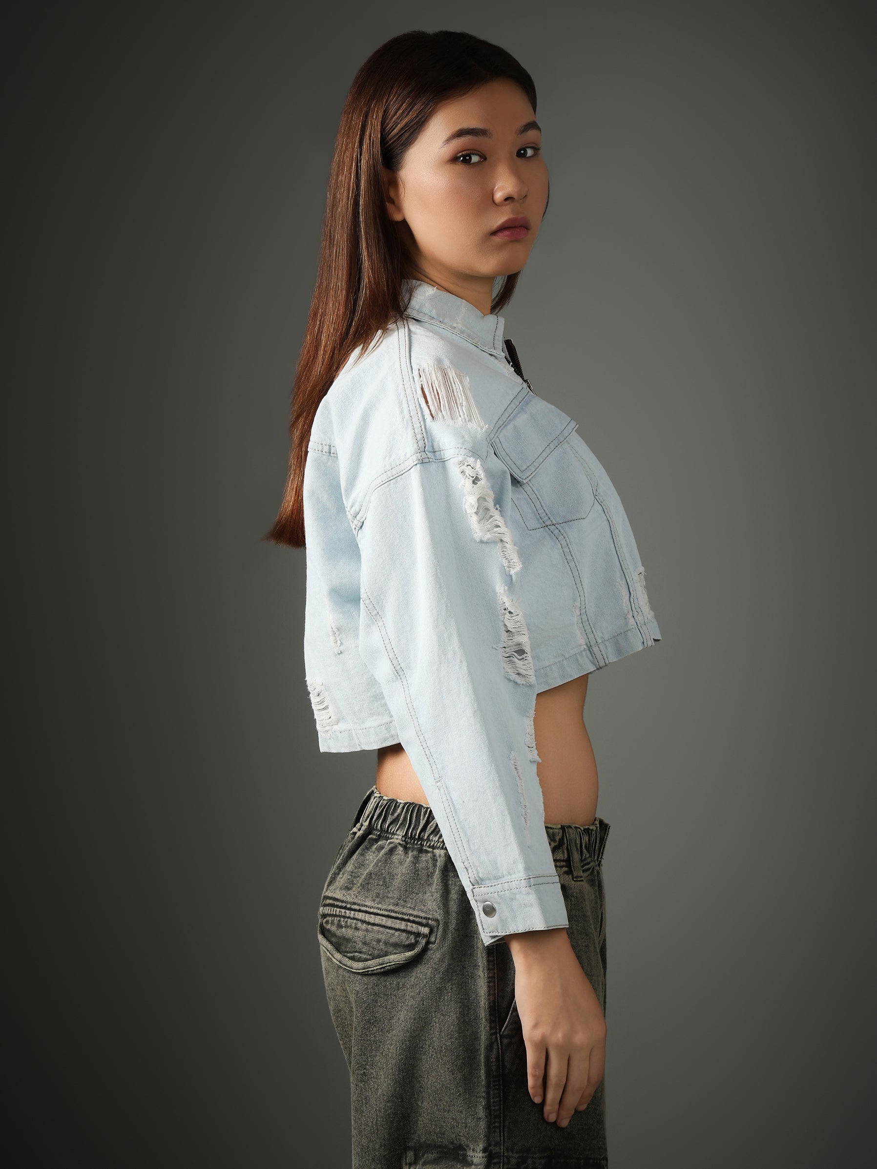 LIGHT BLUE CROPPED JACKET