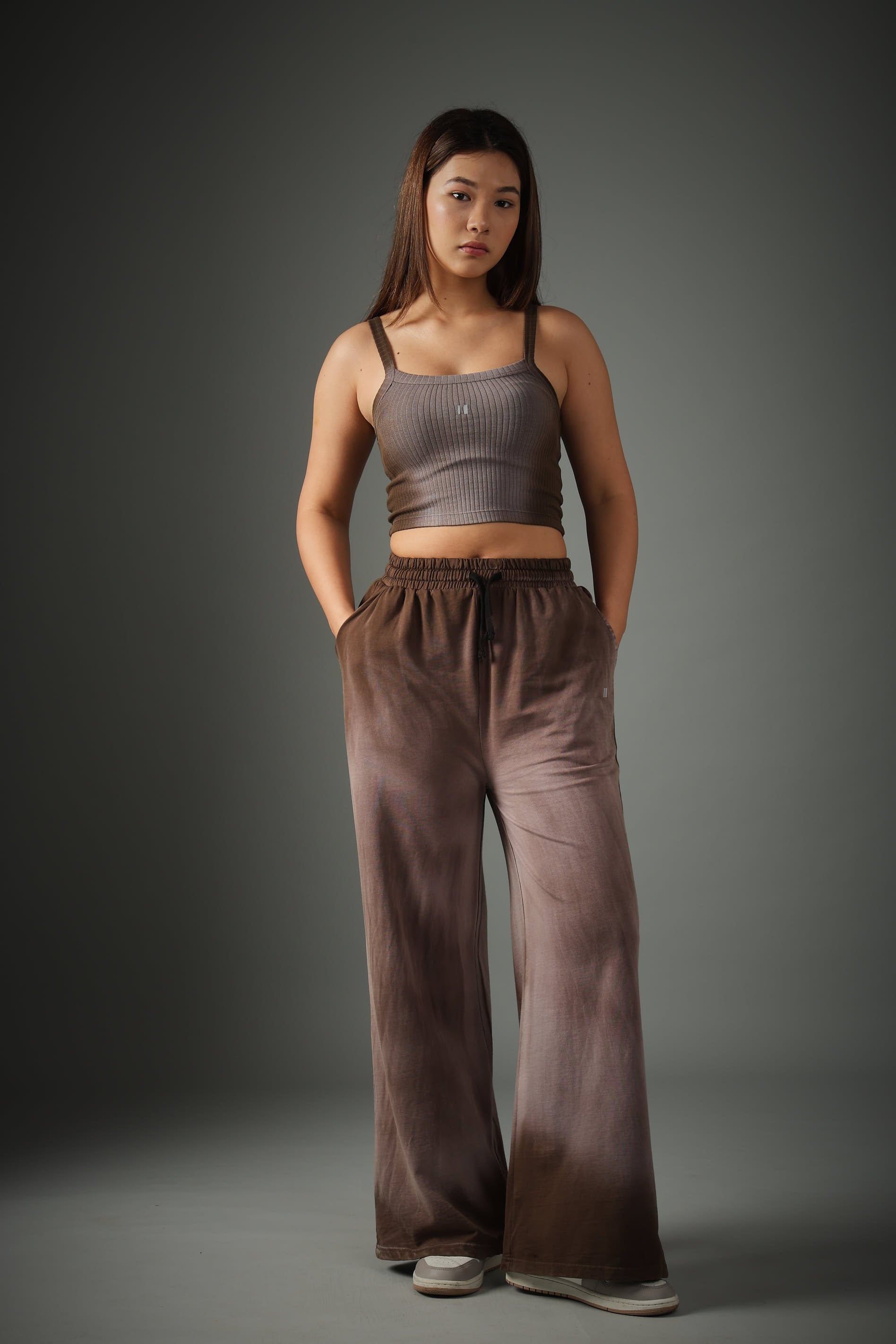 Spray Washed Brown Set