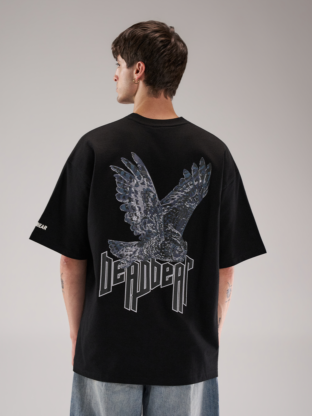 Messenger Tee Black
