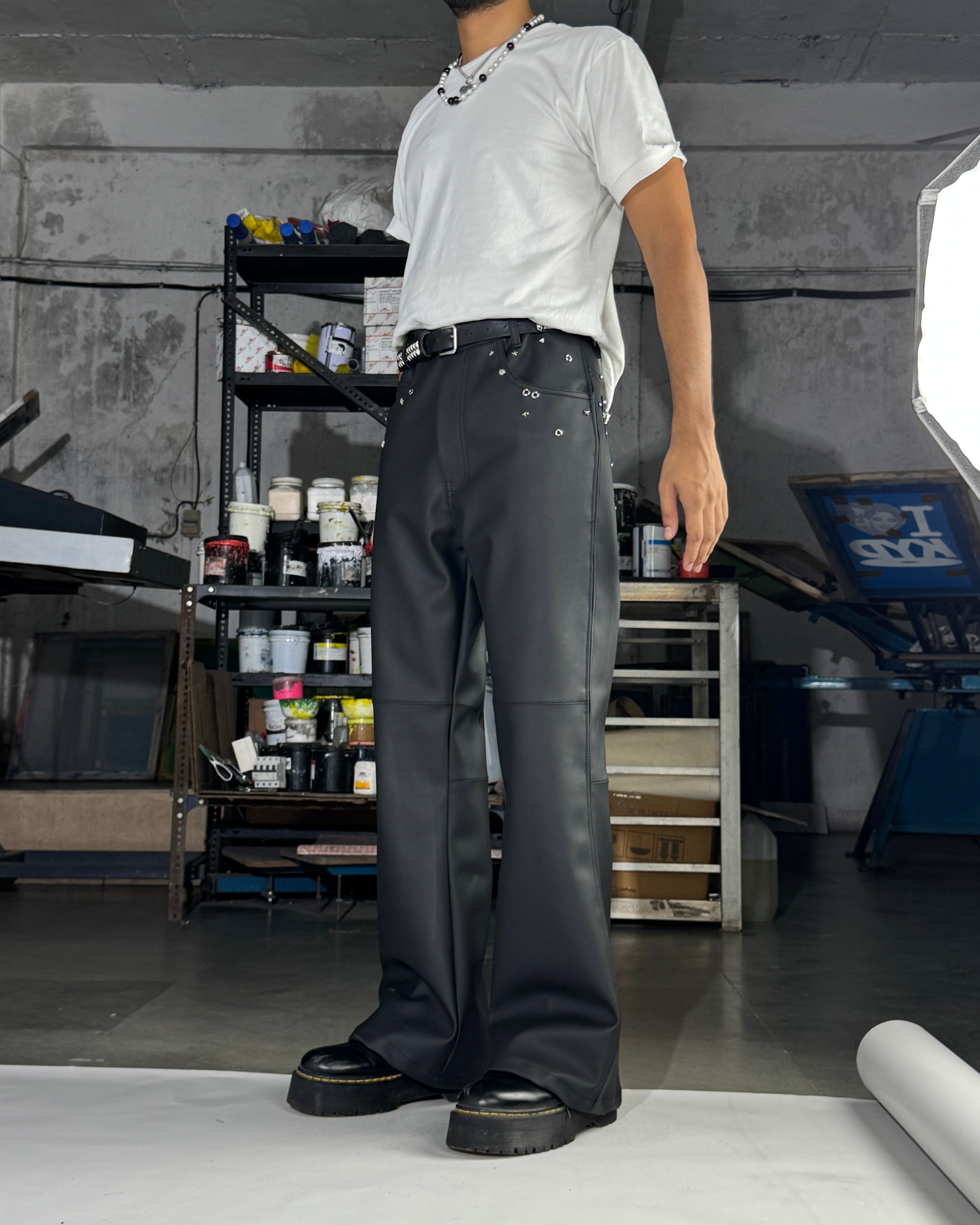 EL MENCHO LEATHER TRIP