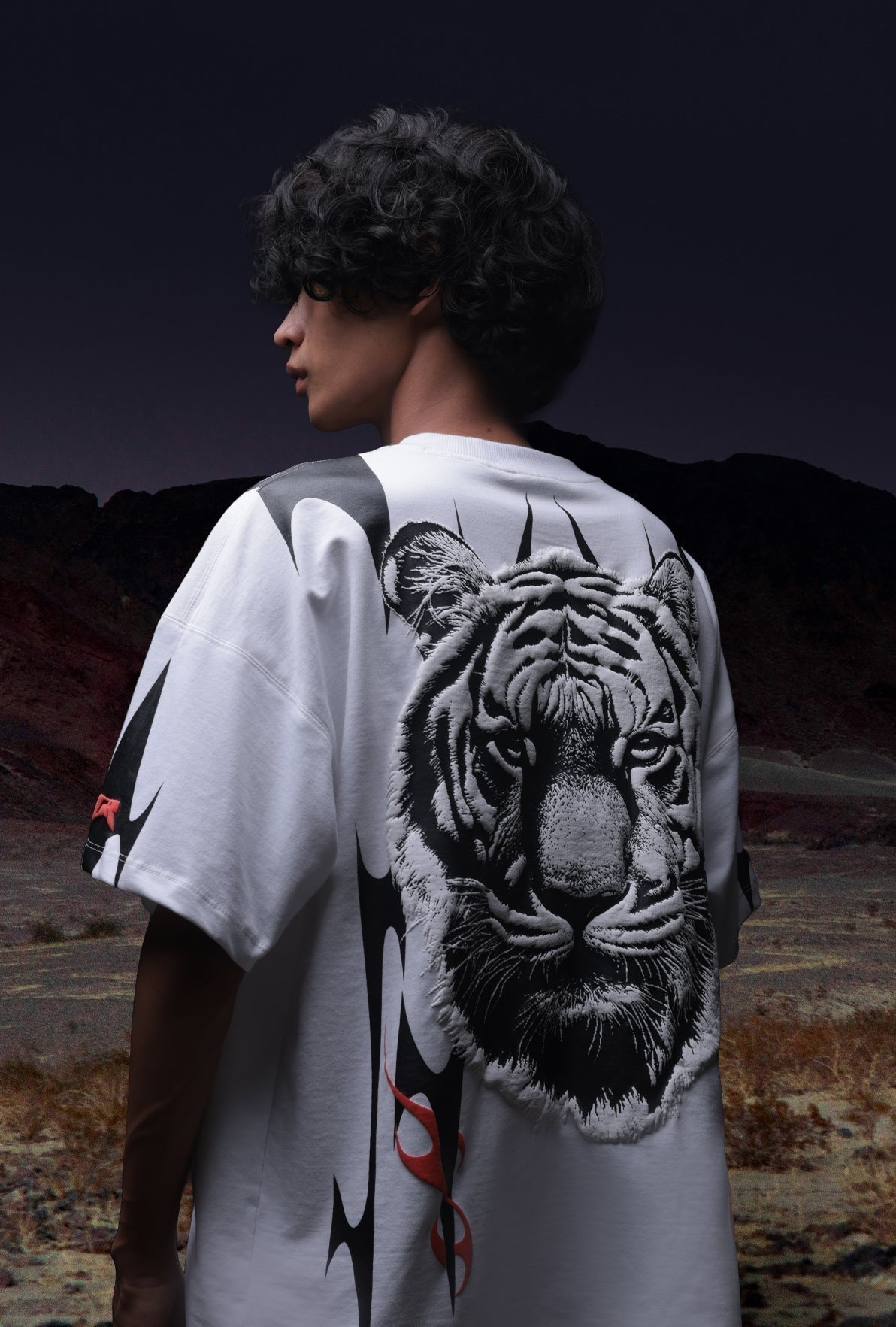 IVORY PREDATOR T-SHIRT