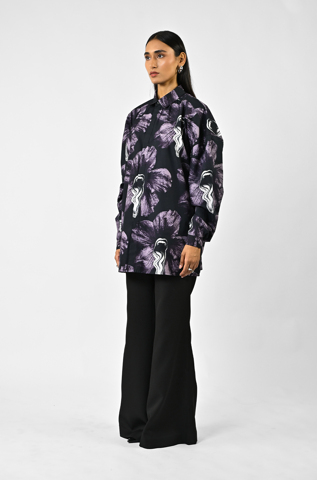 Tongue-printed oversized cotton shirt