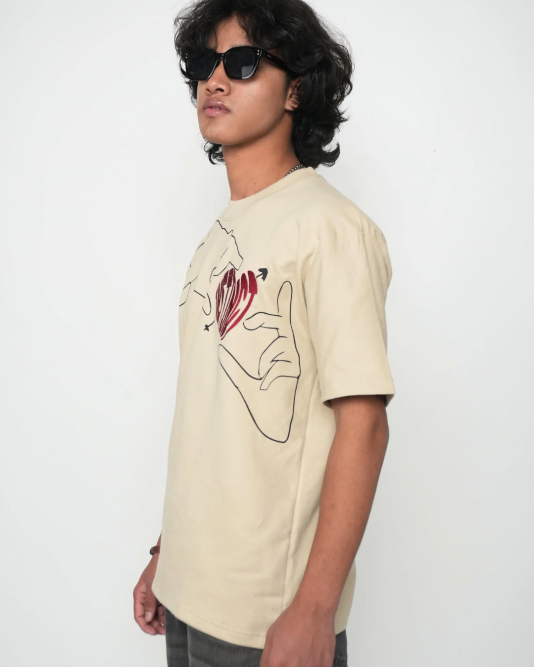 Lover's First - Oversized T-shirt (Sand)