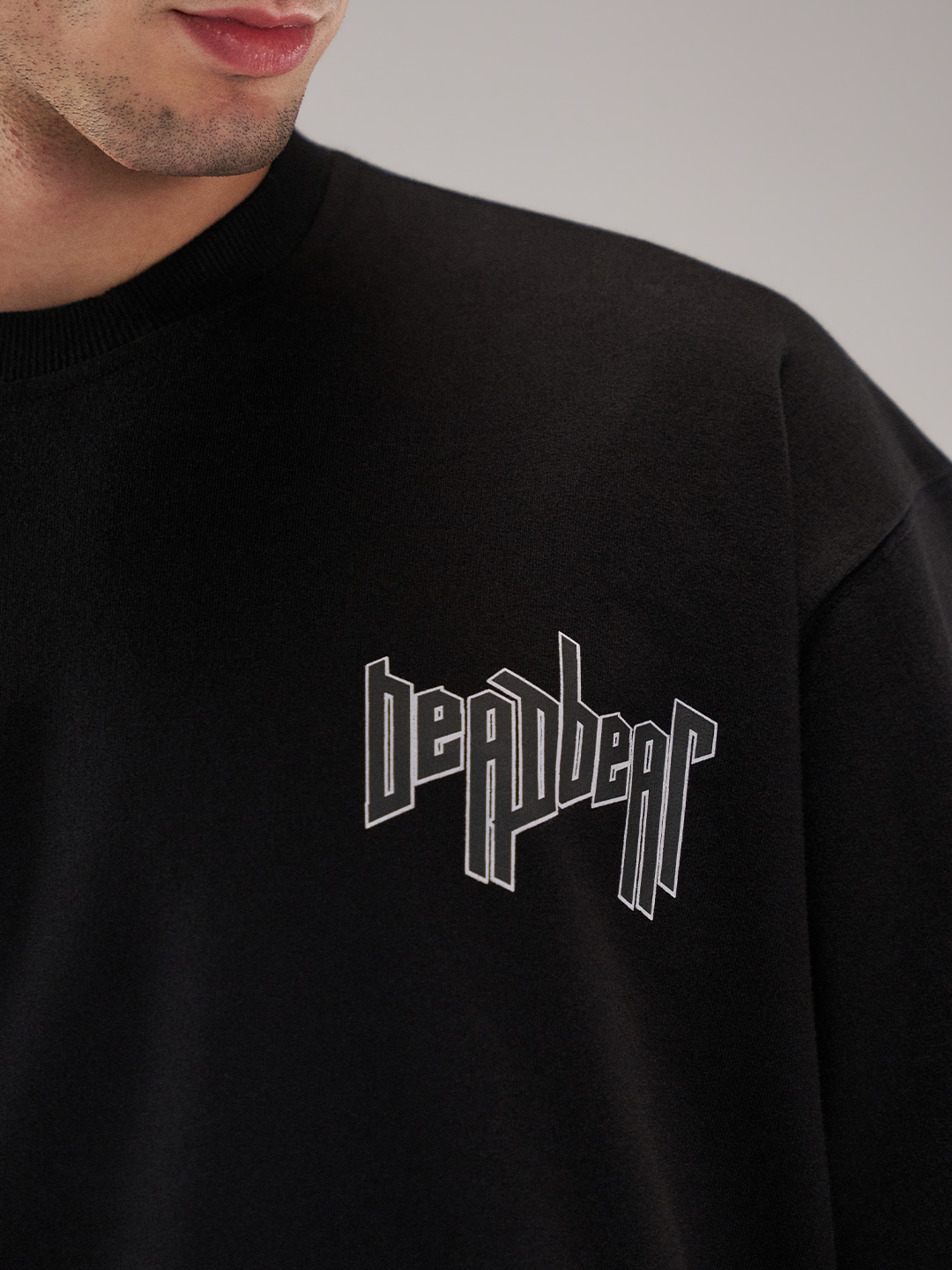 Messenger Tee Black