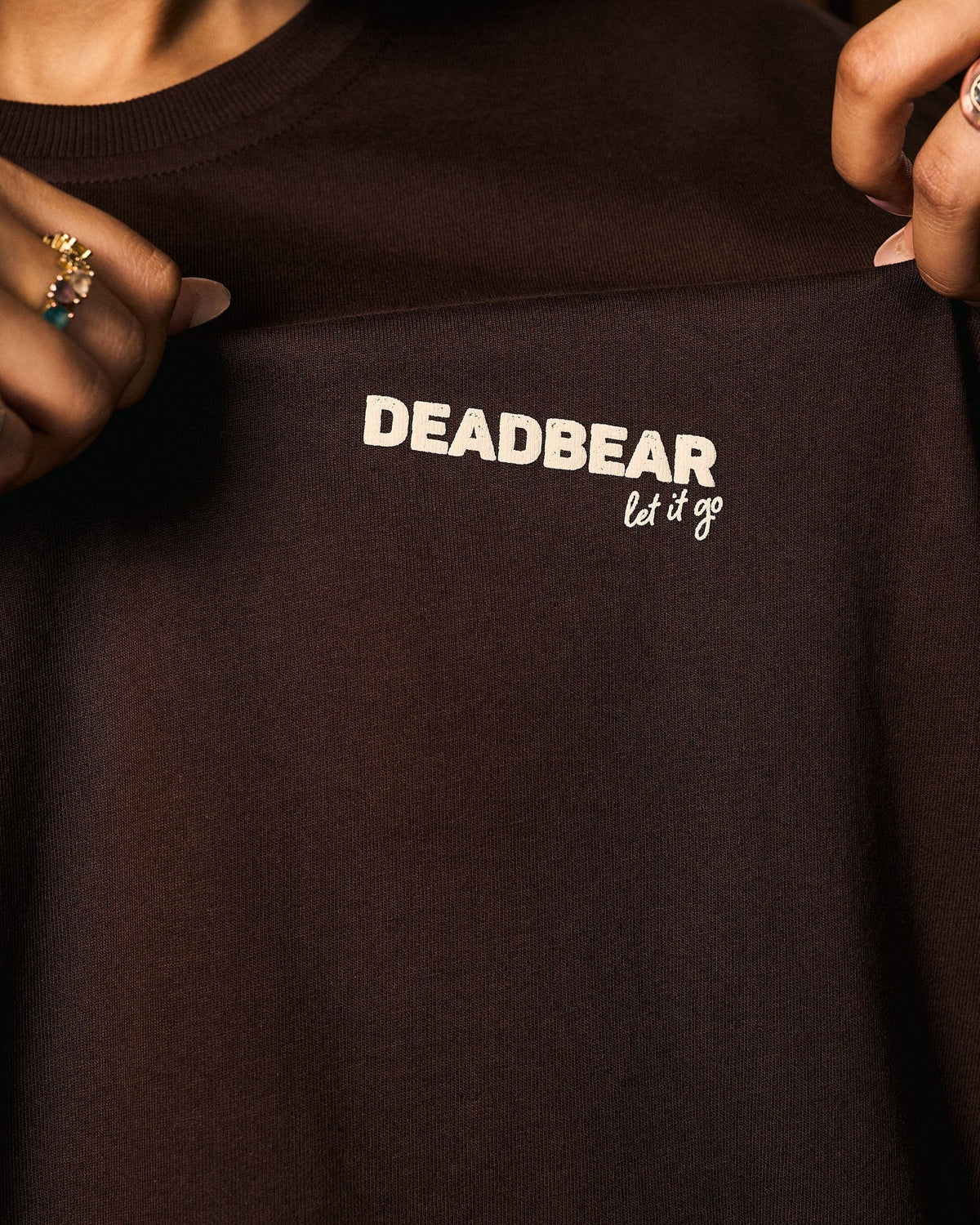 Closure Tee Brown