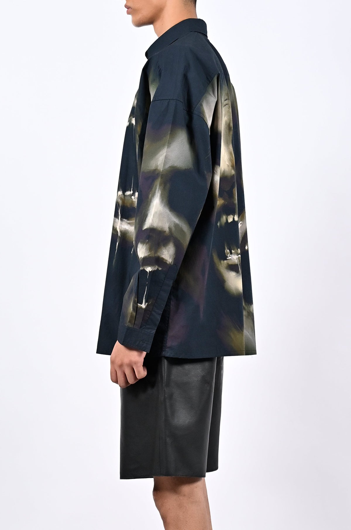 Howling shirt