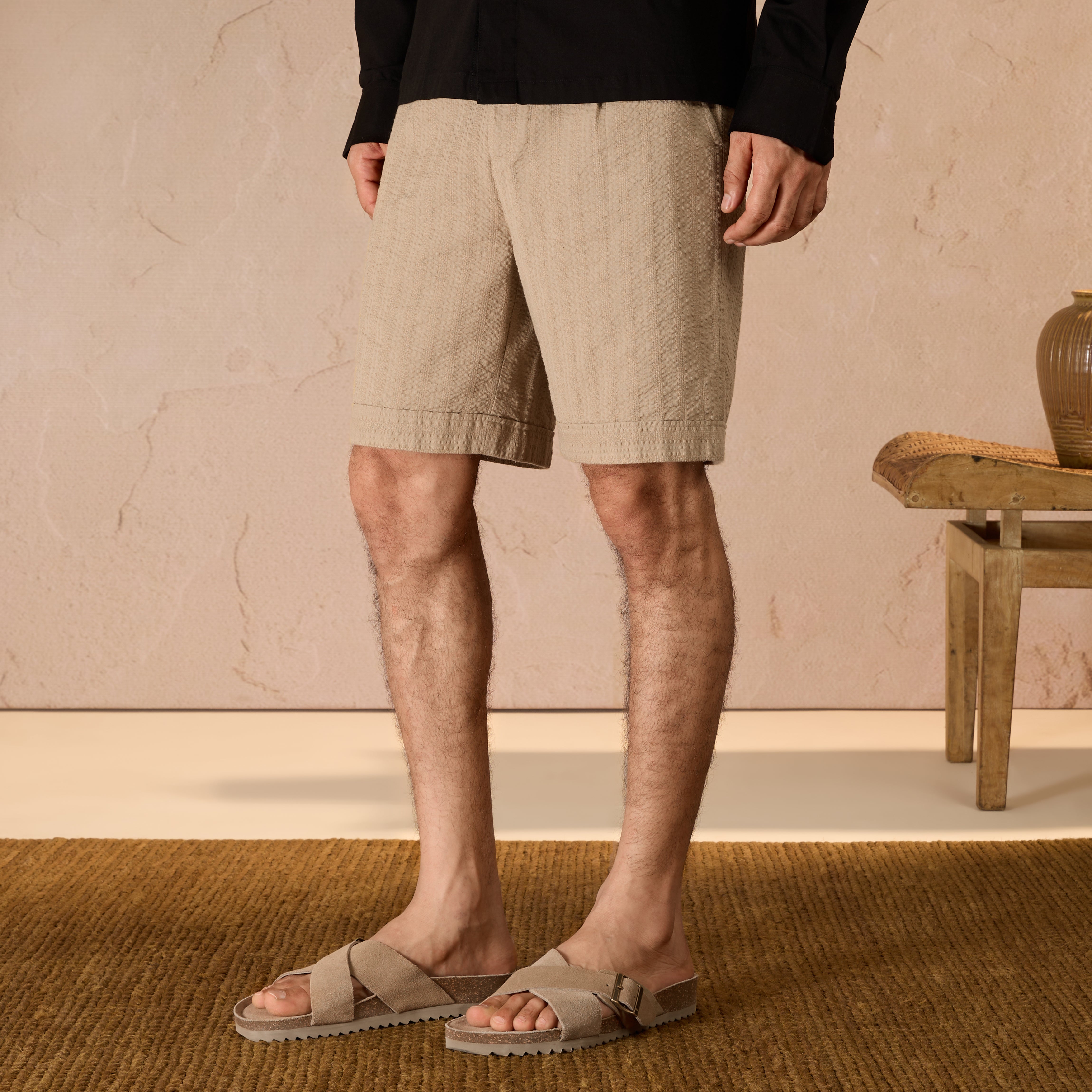 PLEATED TEXTURED COTTON SHORTS - KHAKI