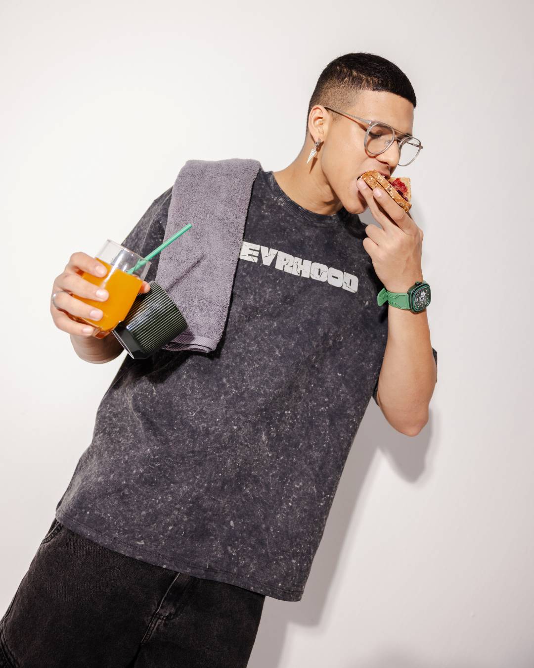 Retro Wash - Black - Evrhood oversized acid wash t-shirt