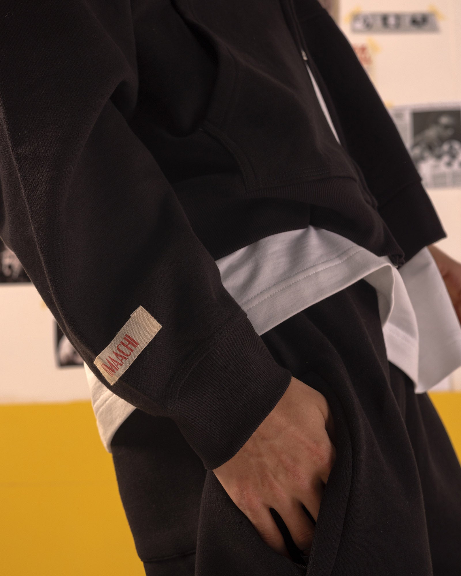 The Signature Rope Zip-Up - Black