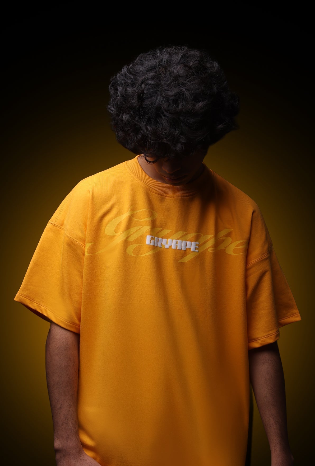 YELLOW STRIKE T-SHIRT