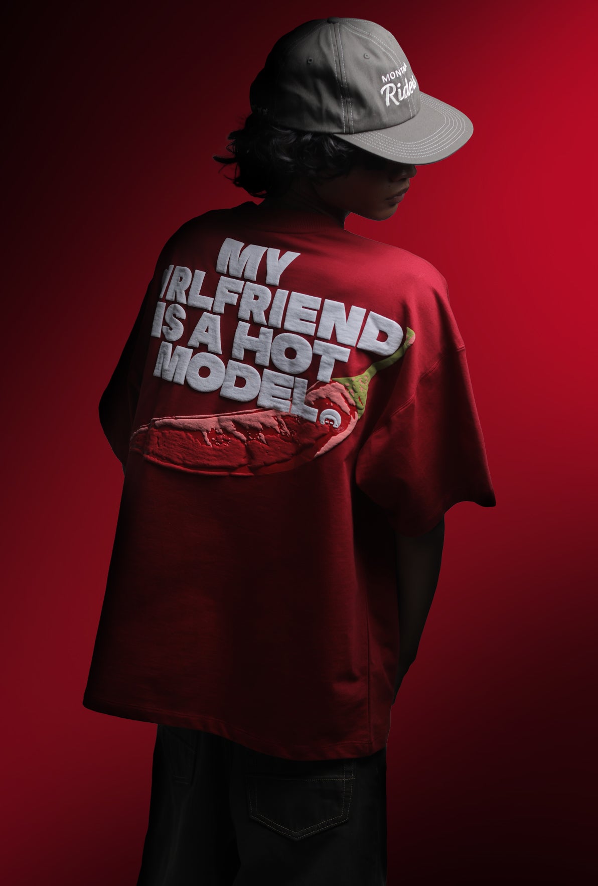 HOT GIRLFRIEND T-SHIRT