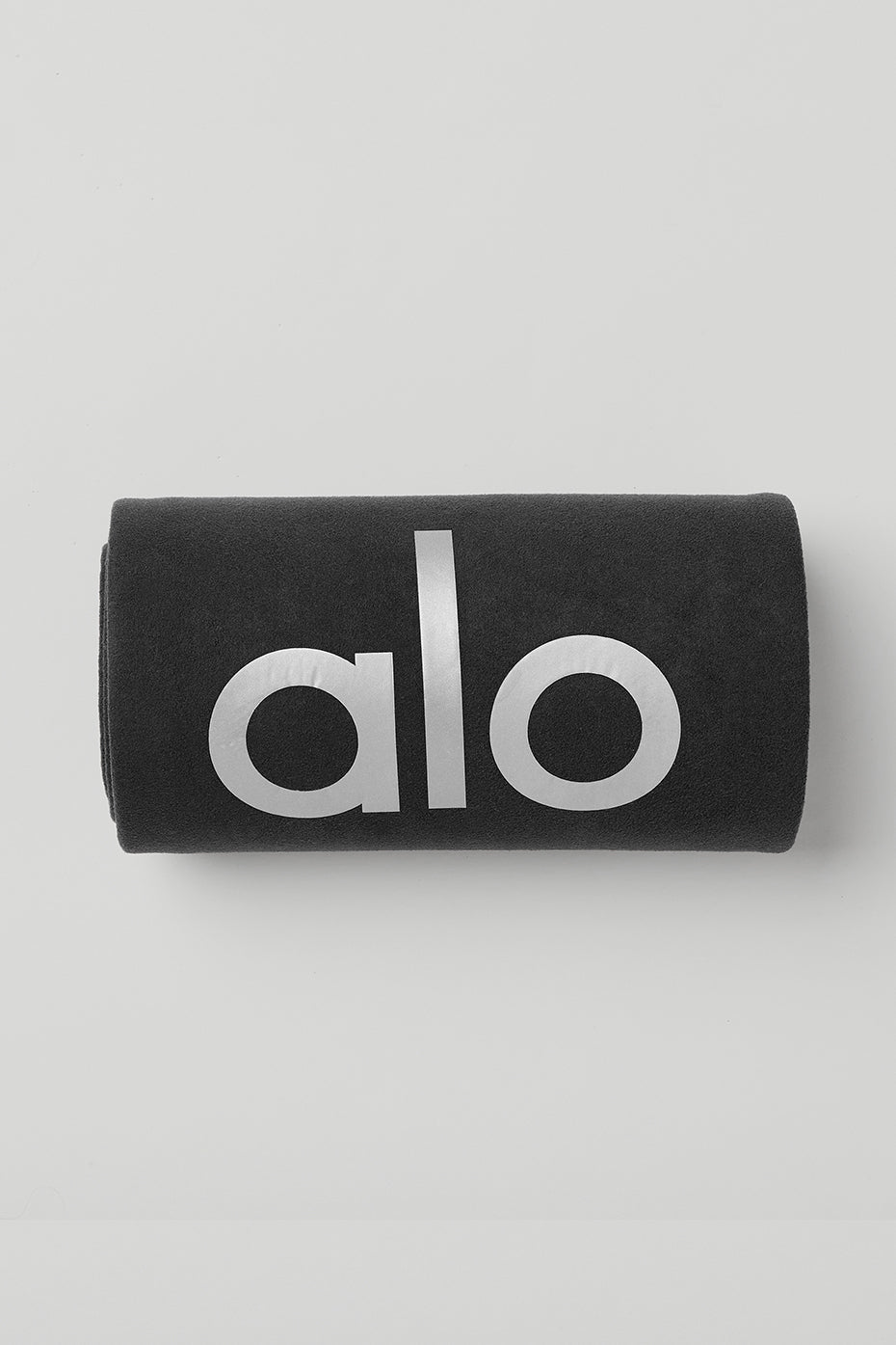 alo Grounded No-Slip Towel - Black