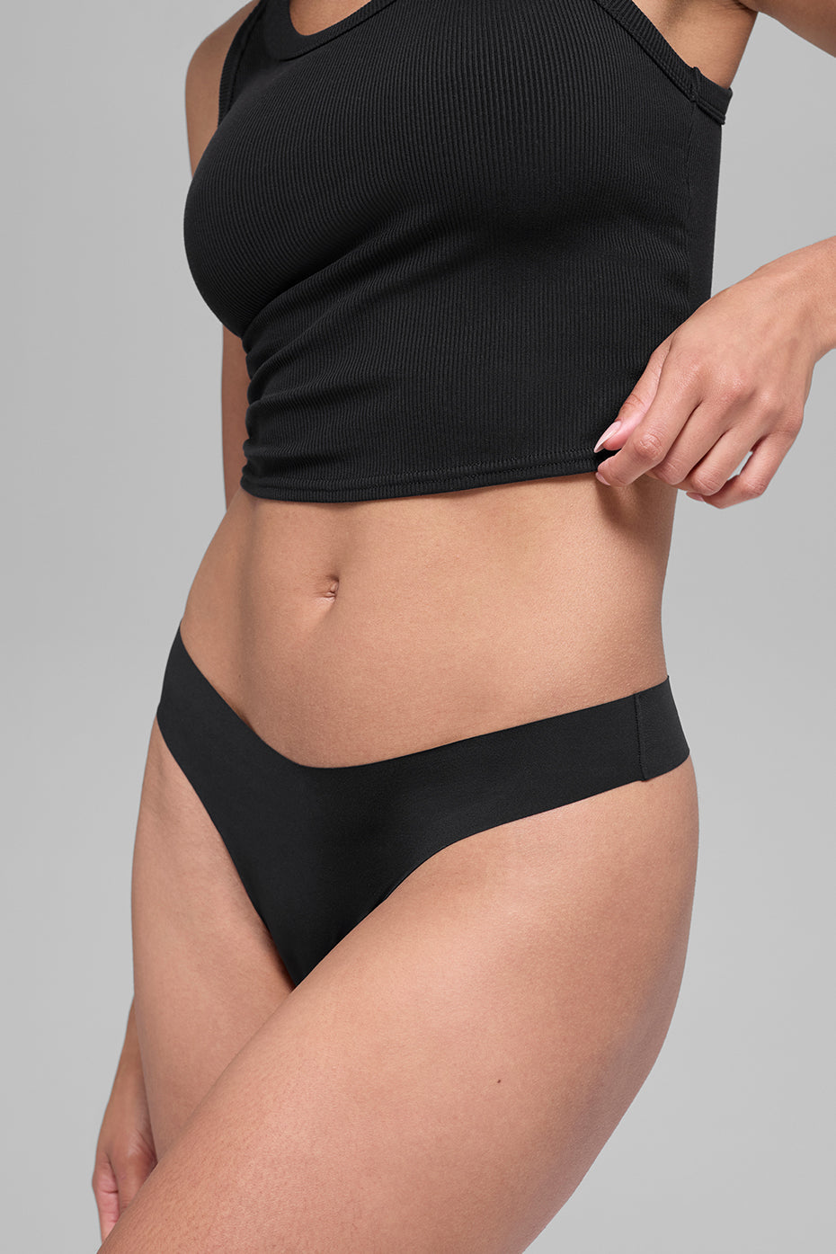 alo Airbrush Invisible Thong - Black