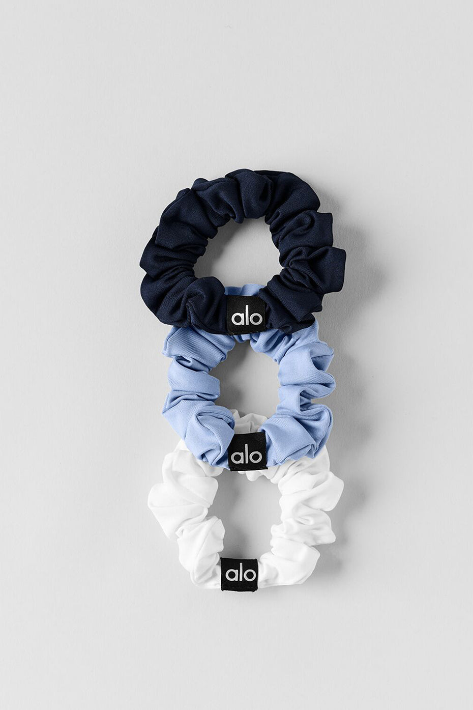 alo Fresh Mini Scrunchie 3-Pack - Light Provence Blue/Navy/White
