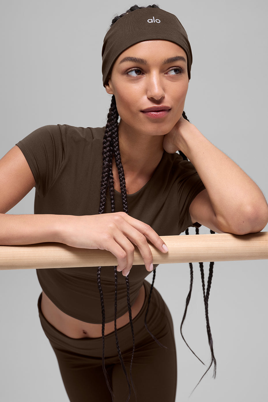 alo Performance Conquer Headband - Espresso