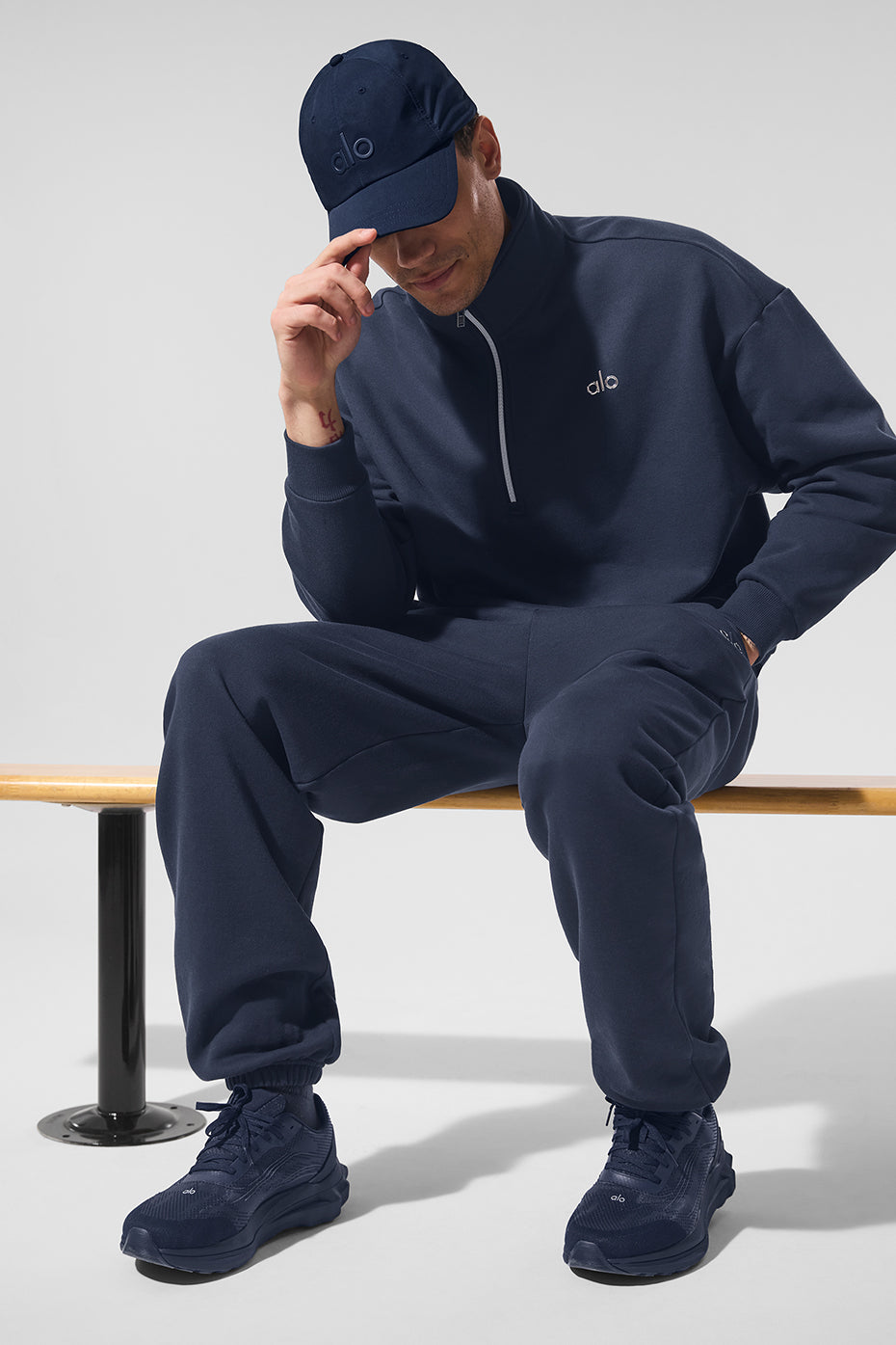 alo Performance Off-Duty Cap - Navy/Navy