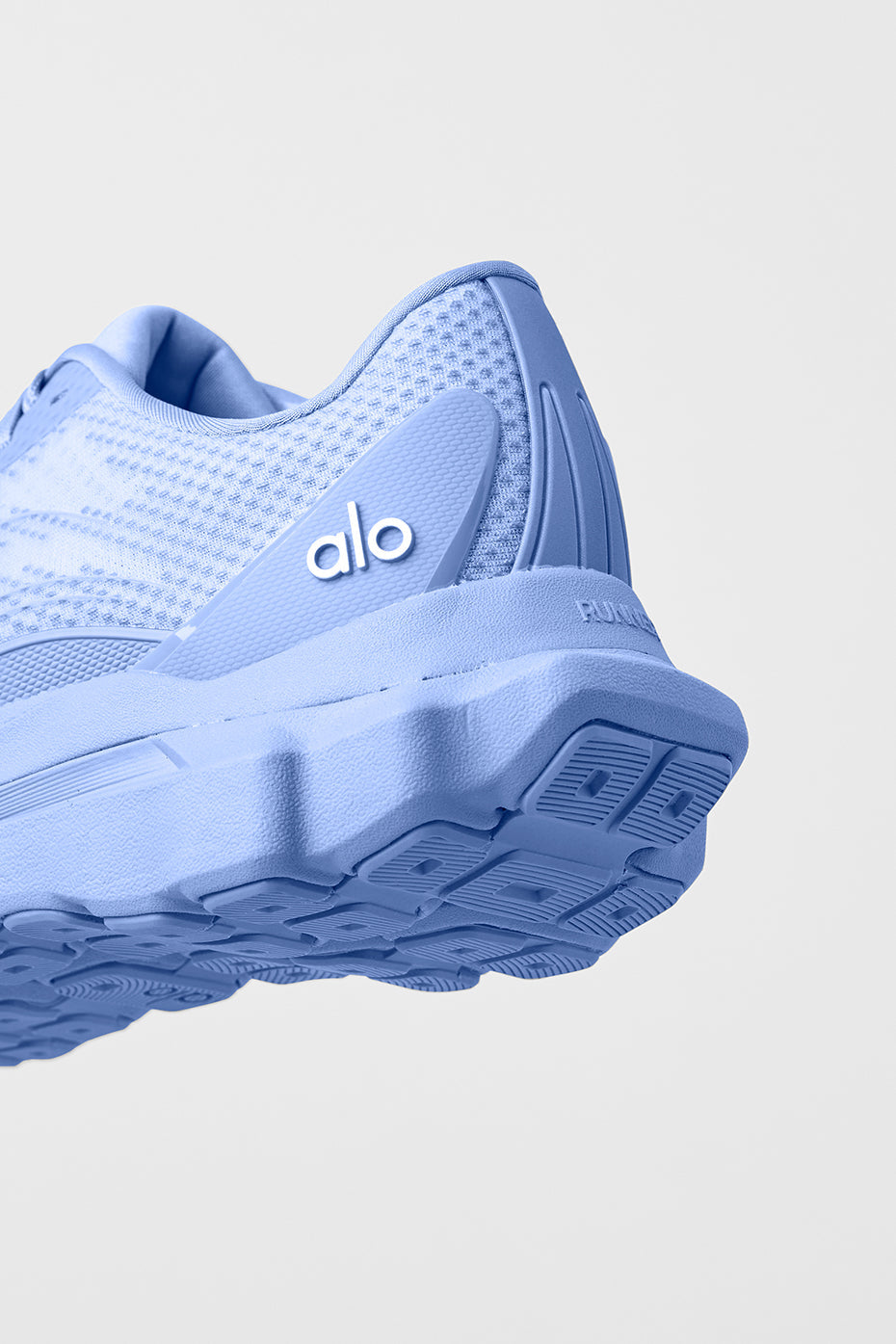alo ALO Runner - Crystal Clear Blue