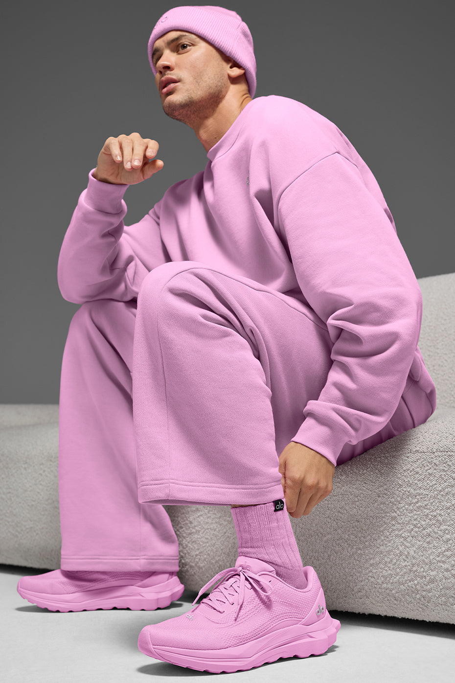 alo ALO Runner - Candy Heart Pink